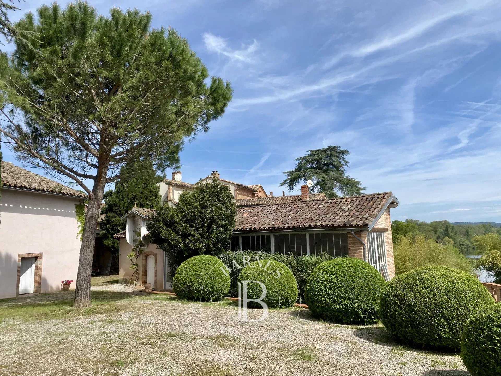 Gaillac  - Hôtel particulier 12 Pi&egrave;ces 7 Chambres