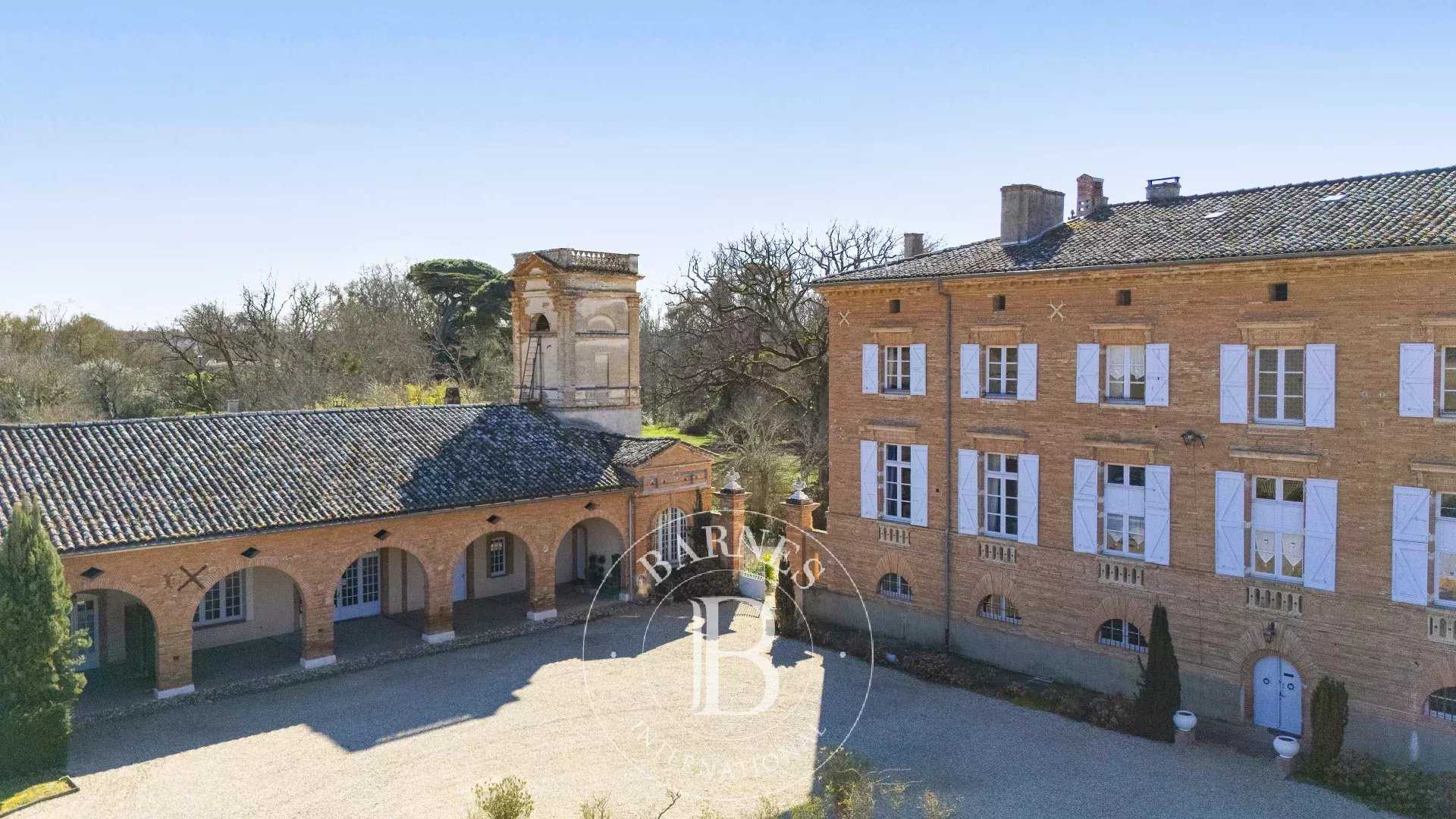 Château Toulouse  -  ref 85646154 (picture 2)