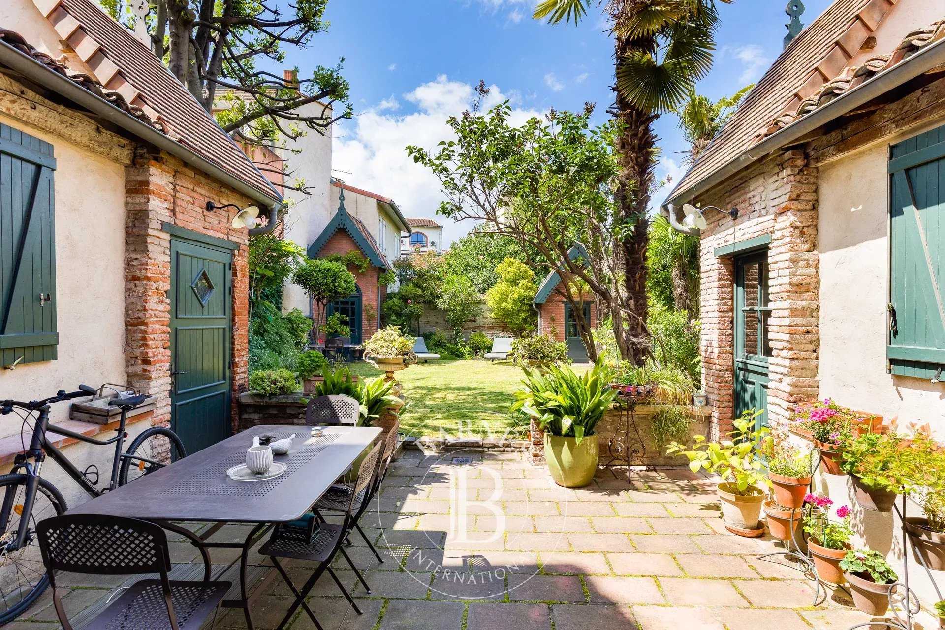 Maison de ville Toulouse  -  ref 85860509 (picture 2)