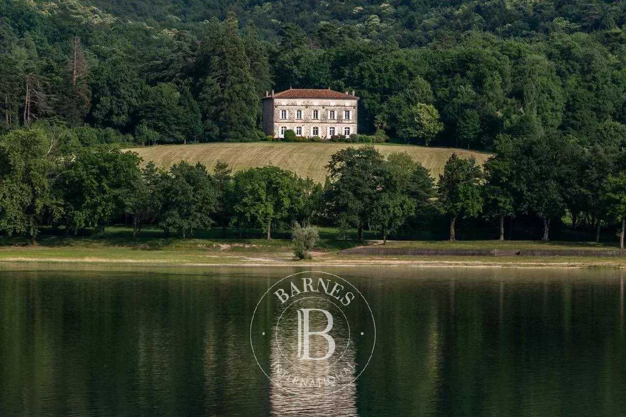 Vaudreuille  - Villa 10 Pi&egrave;ces 4 Chambres