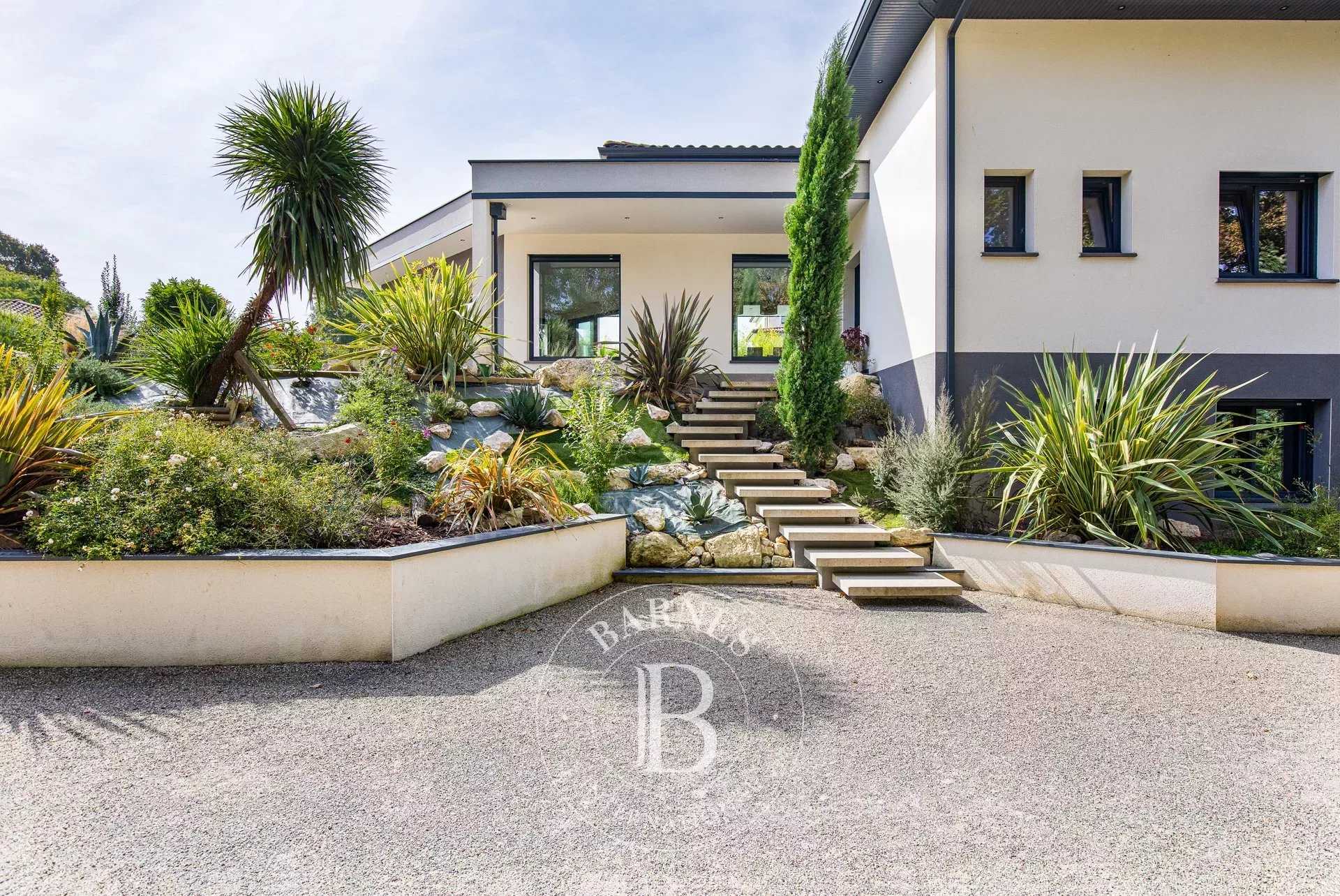Villa Saint-Jean  -  ref 85259468 (picture 2)