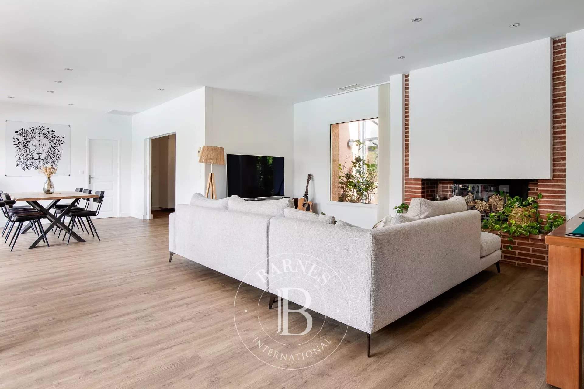 Vigoulet-Auzil  - House 6 Bedrooms - picture 11