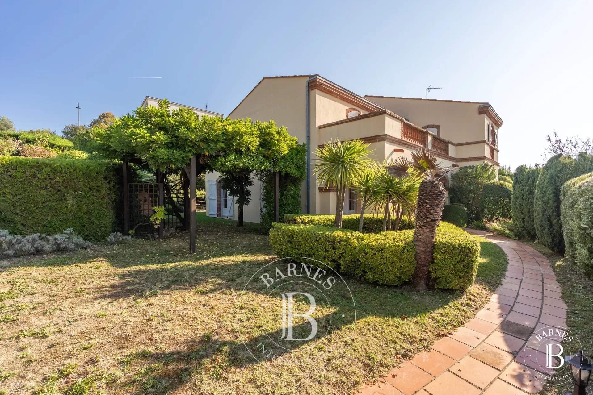 L'Union  - House 4 Bedrooms - picture 4