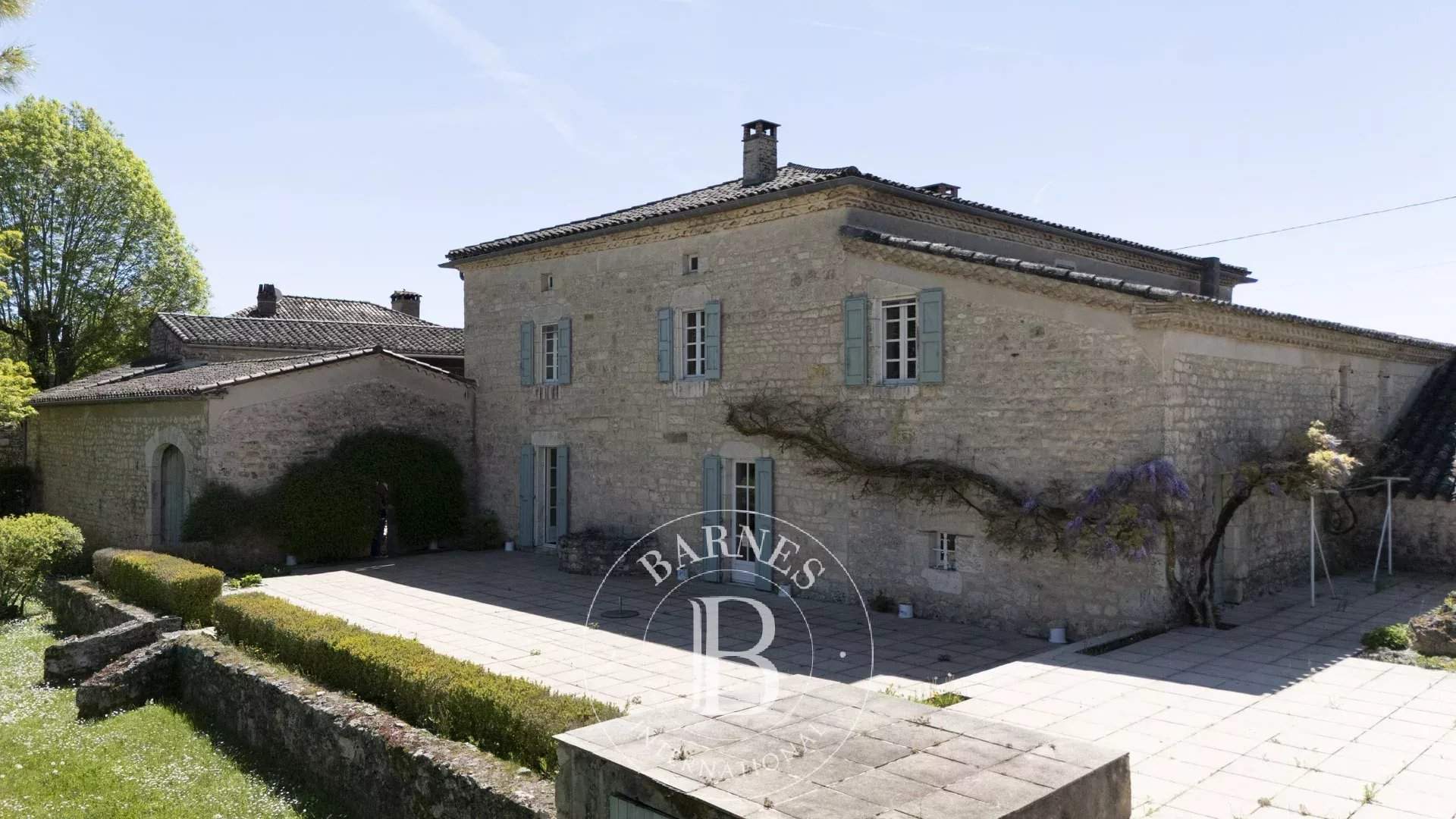 Cordes-sur-Ciel  - Bastide 8 Pi&egrave;ces 6 Chambres - picture 19