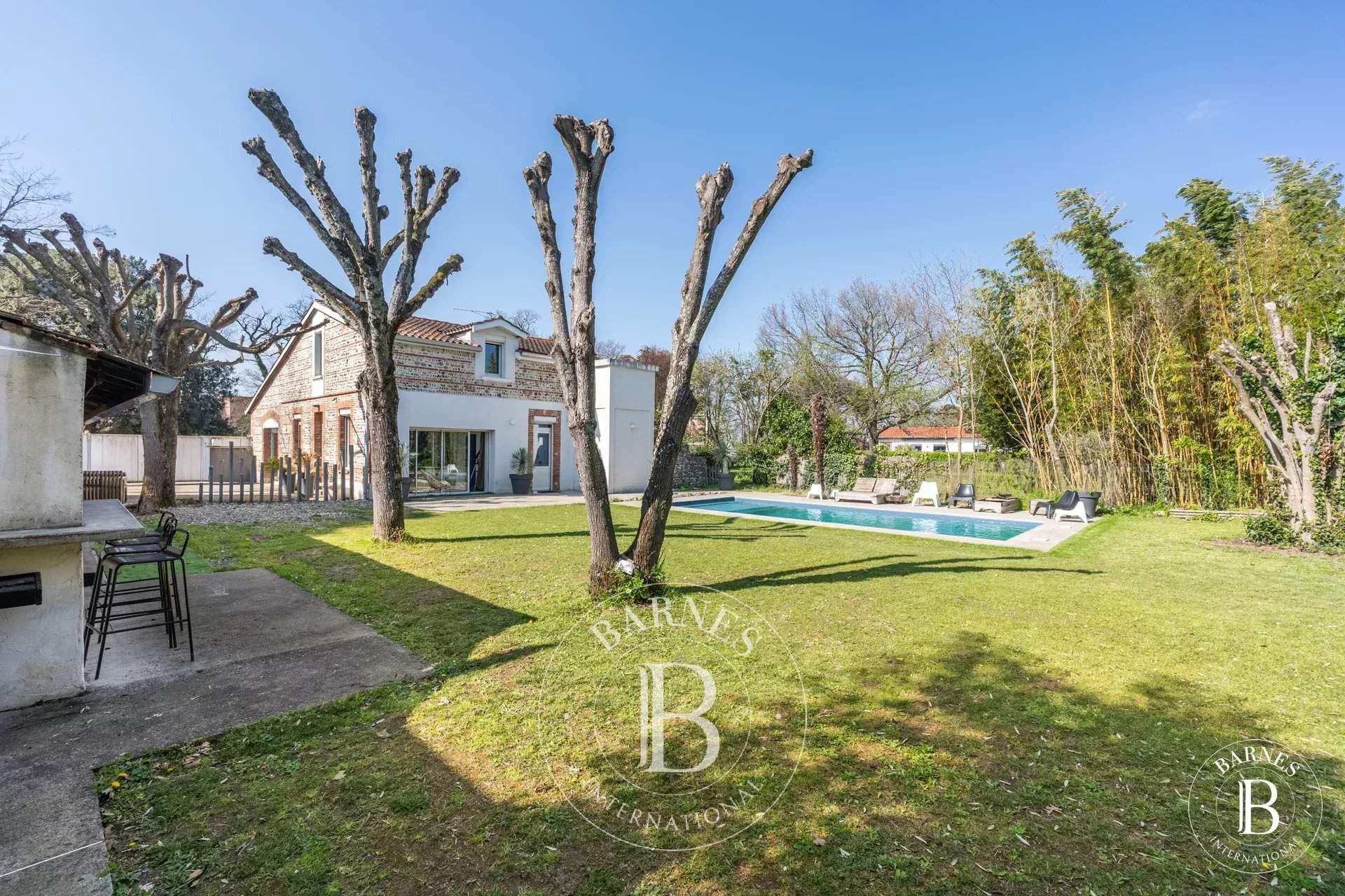 Toulouse  - Maison 6 Pi&egrave;ces 4 Chambres - picture 7