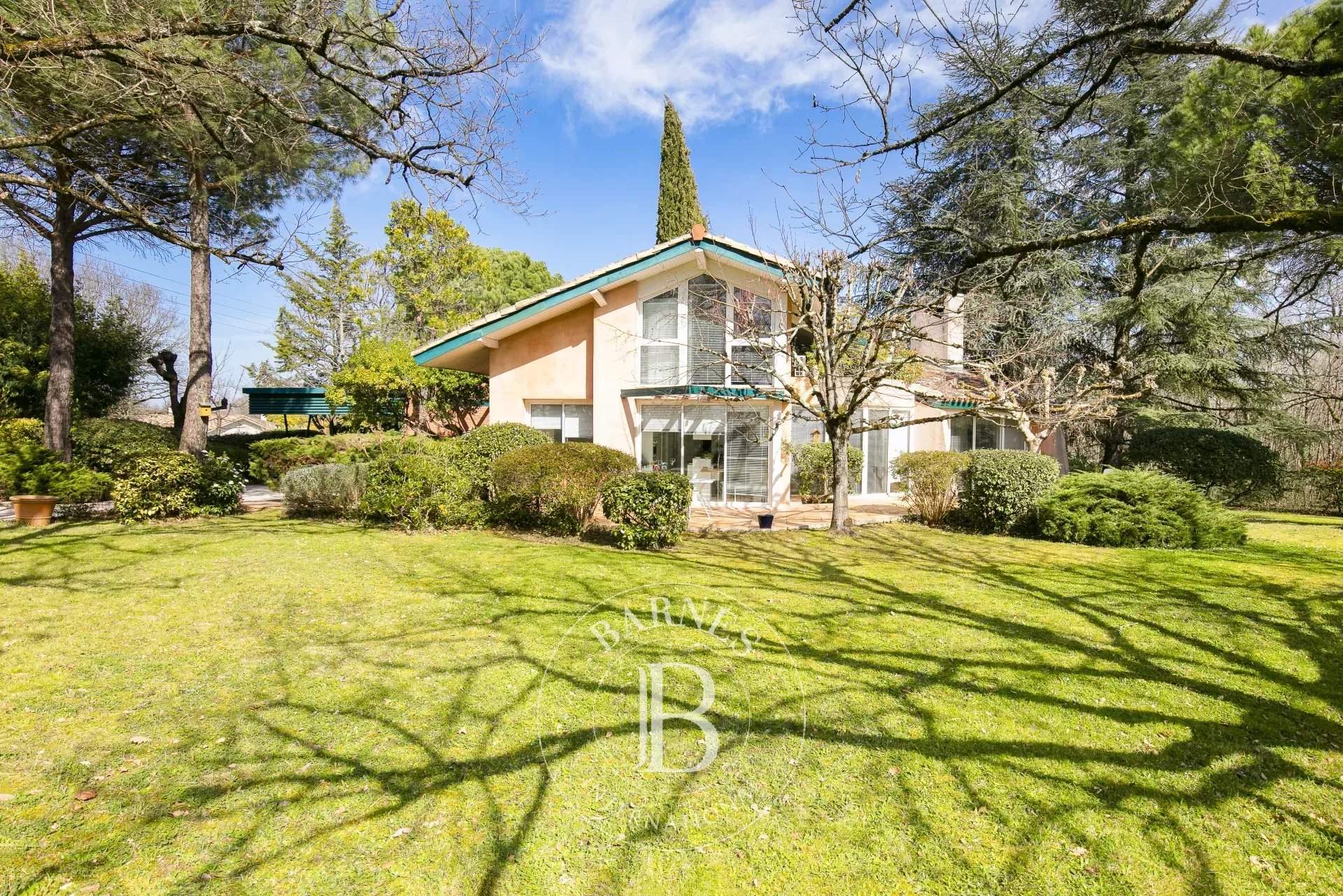 Toulouse  - Maison 8 Pi&egrave;ces 4 Chambres - picture 1