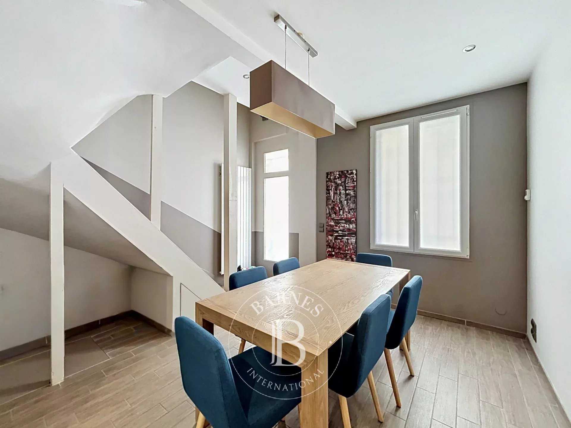 Paris  - Apartment 3 Bedrooms