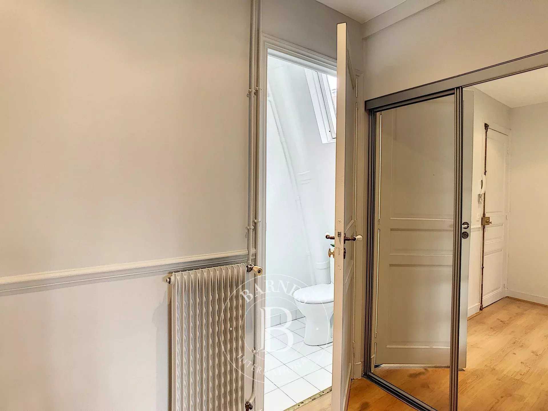 Paris  - Piso 2 Cuartos, 1 Habitacion