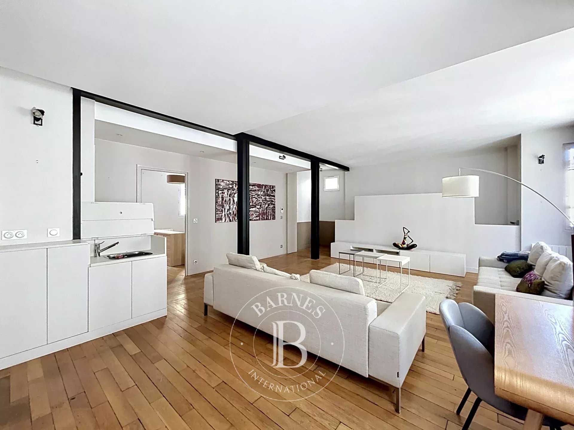 Paris  - Apartment 3 Bedrooms