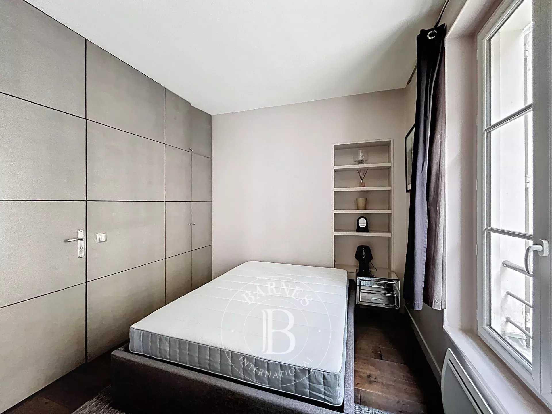 Paris  - Piso 2 Cuartos, 1 Habitacion