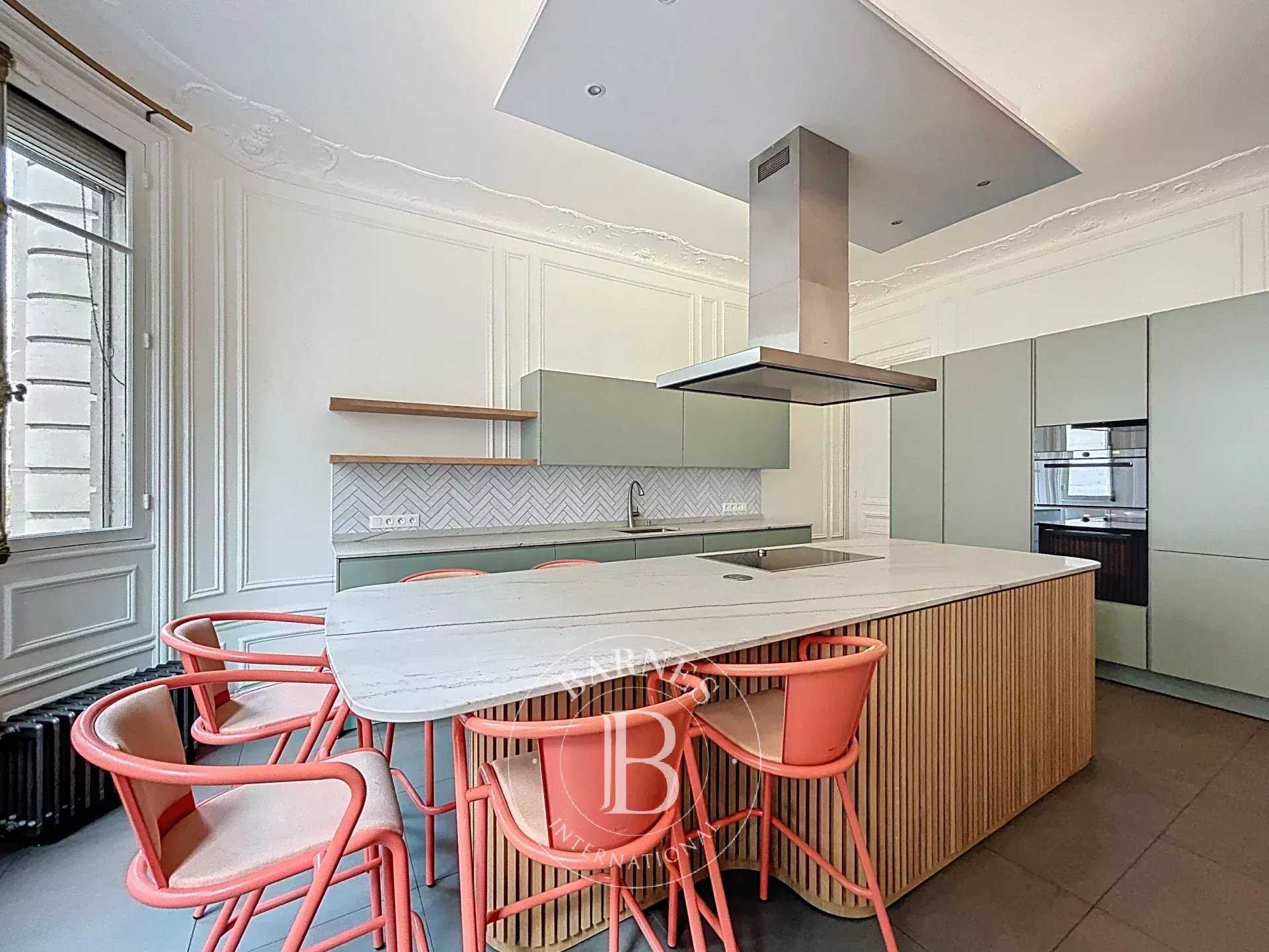 Paris  - Piso 7 Cuartos 4 Habitaciones