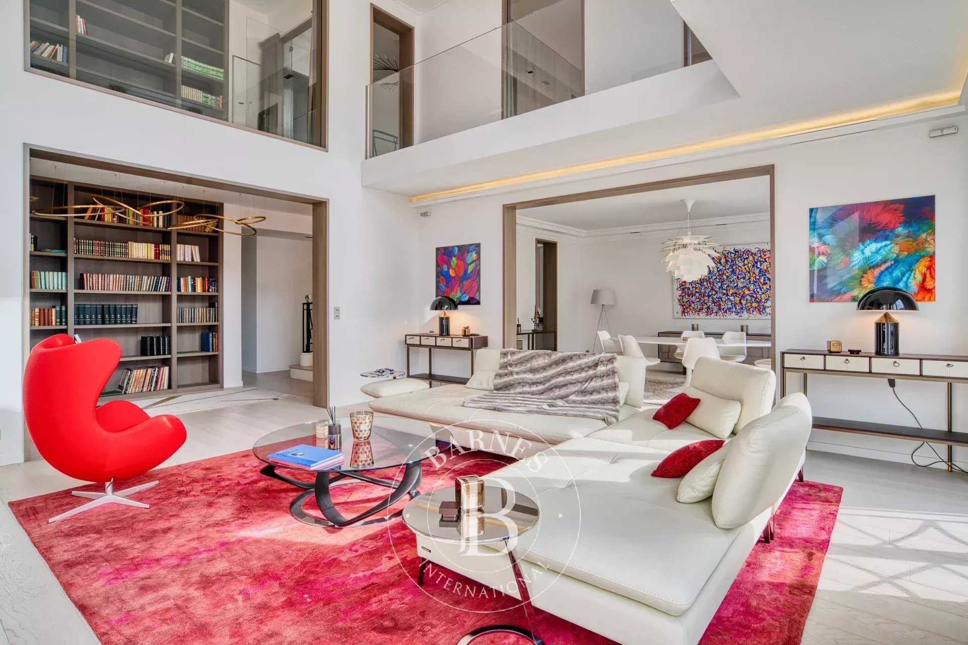 Paris  - Apartment 3 Bedrooms