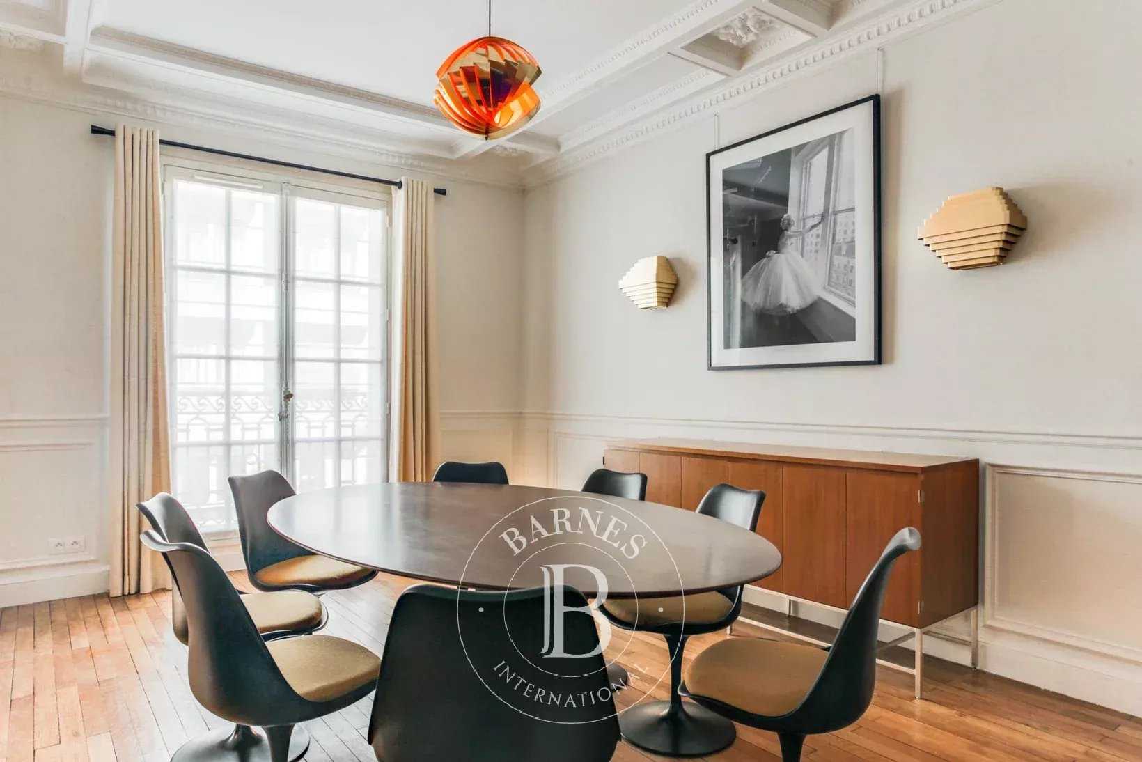 Paris  - Apartment 3 Bedrooms