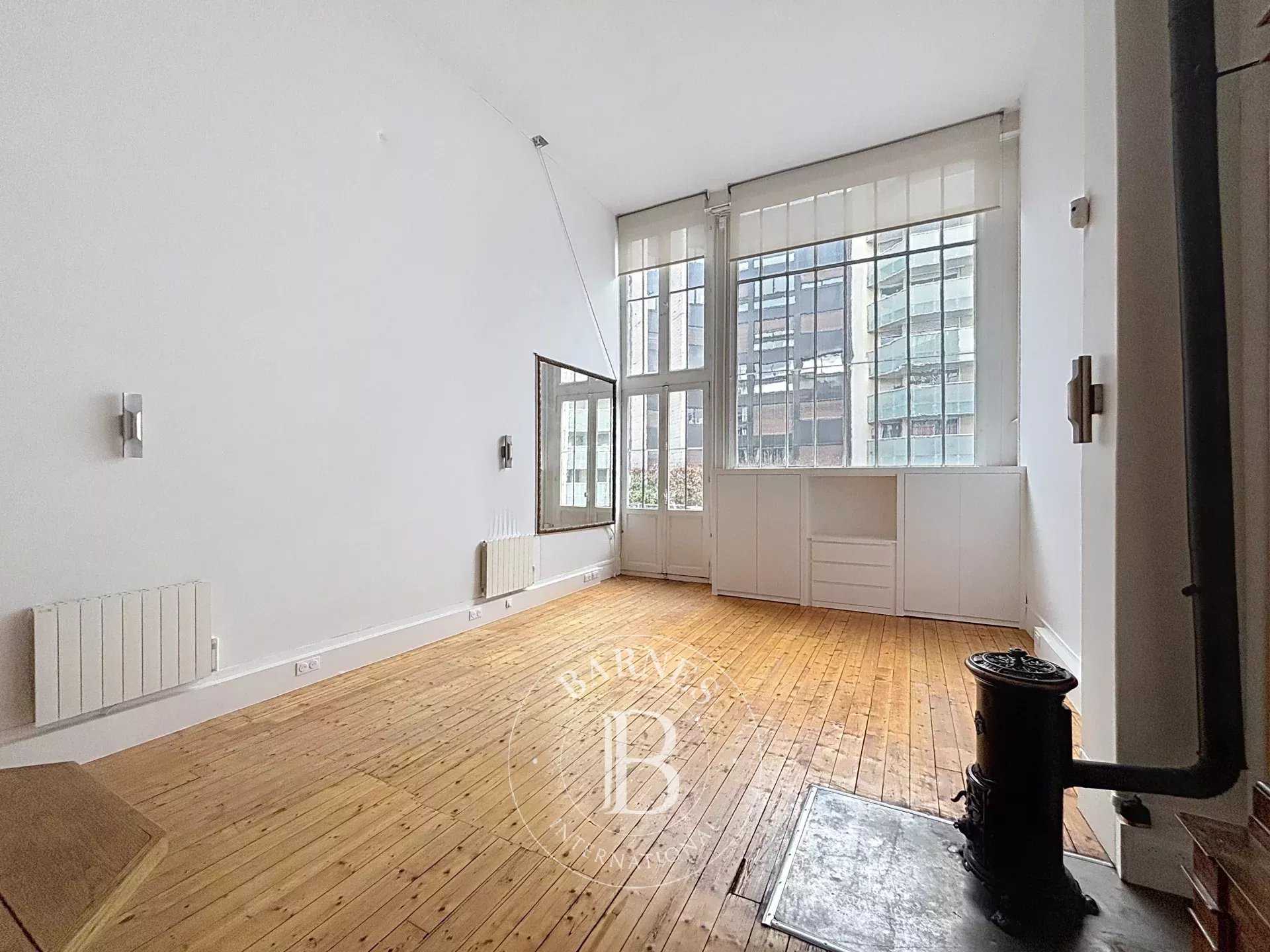 Paris  - Appartement 2 Pi&egrave;ces, 1 Chambre