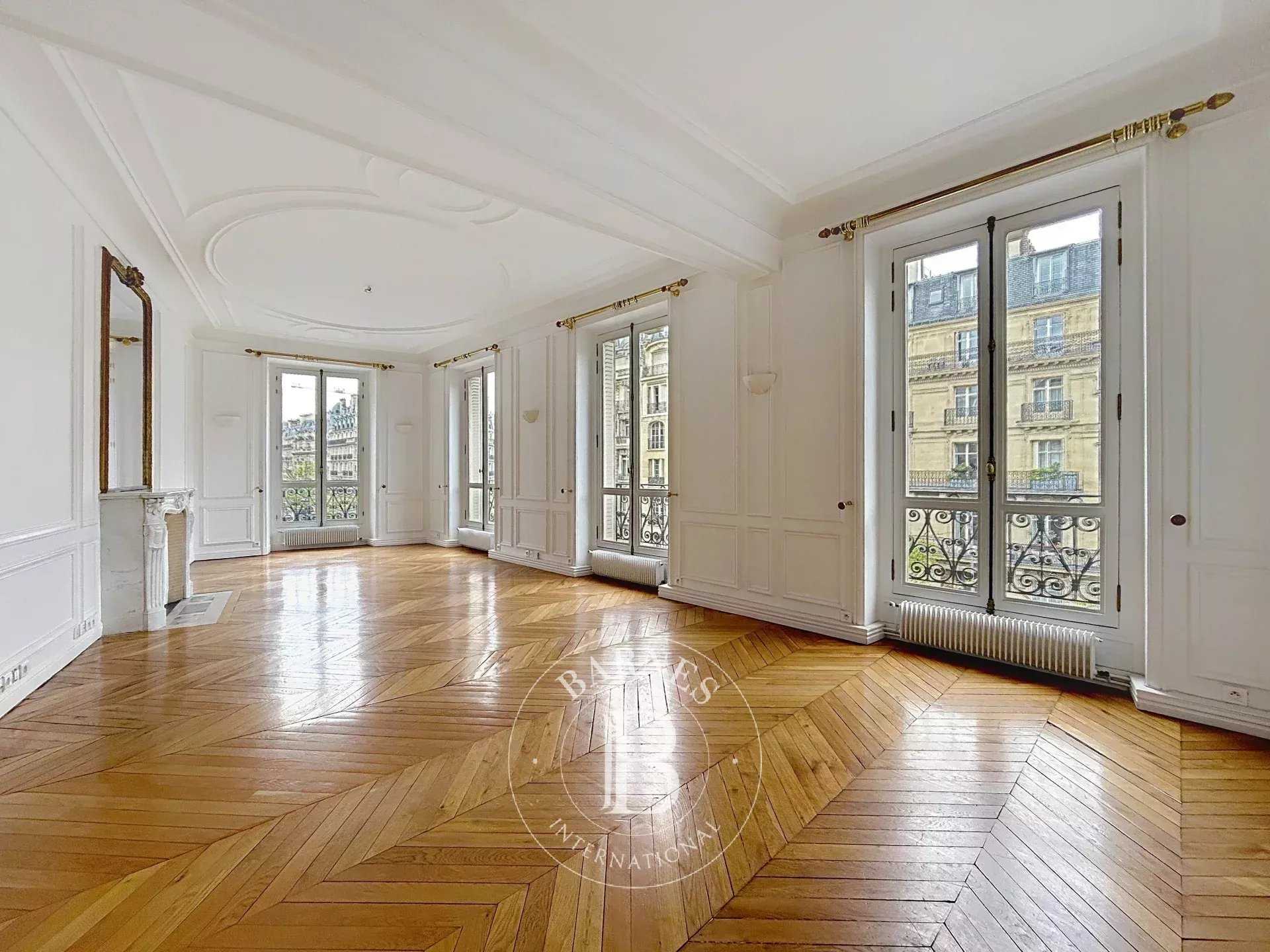 Piso Paris 75017