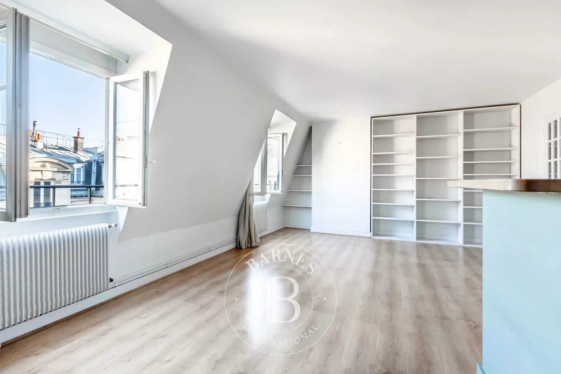 Paris  - Appartement 2 Pi&egrave;ces, 1 Chambre