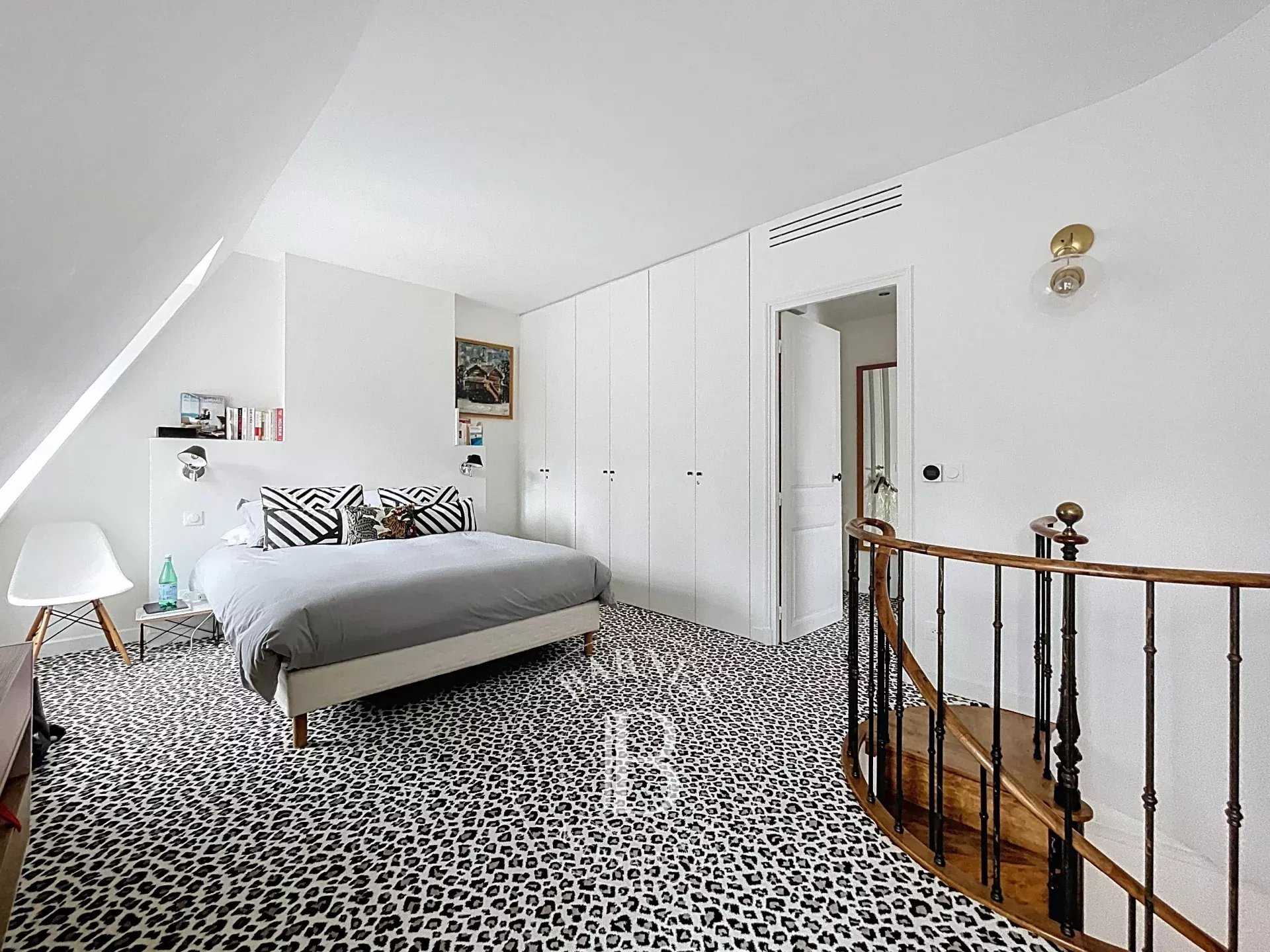 Paris  - Piso 4 Cuartos 3 Habitaciones