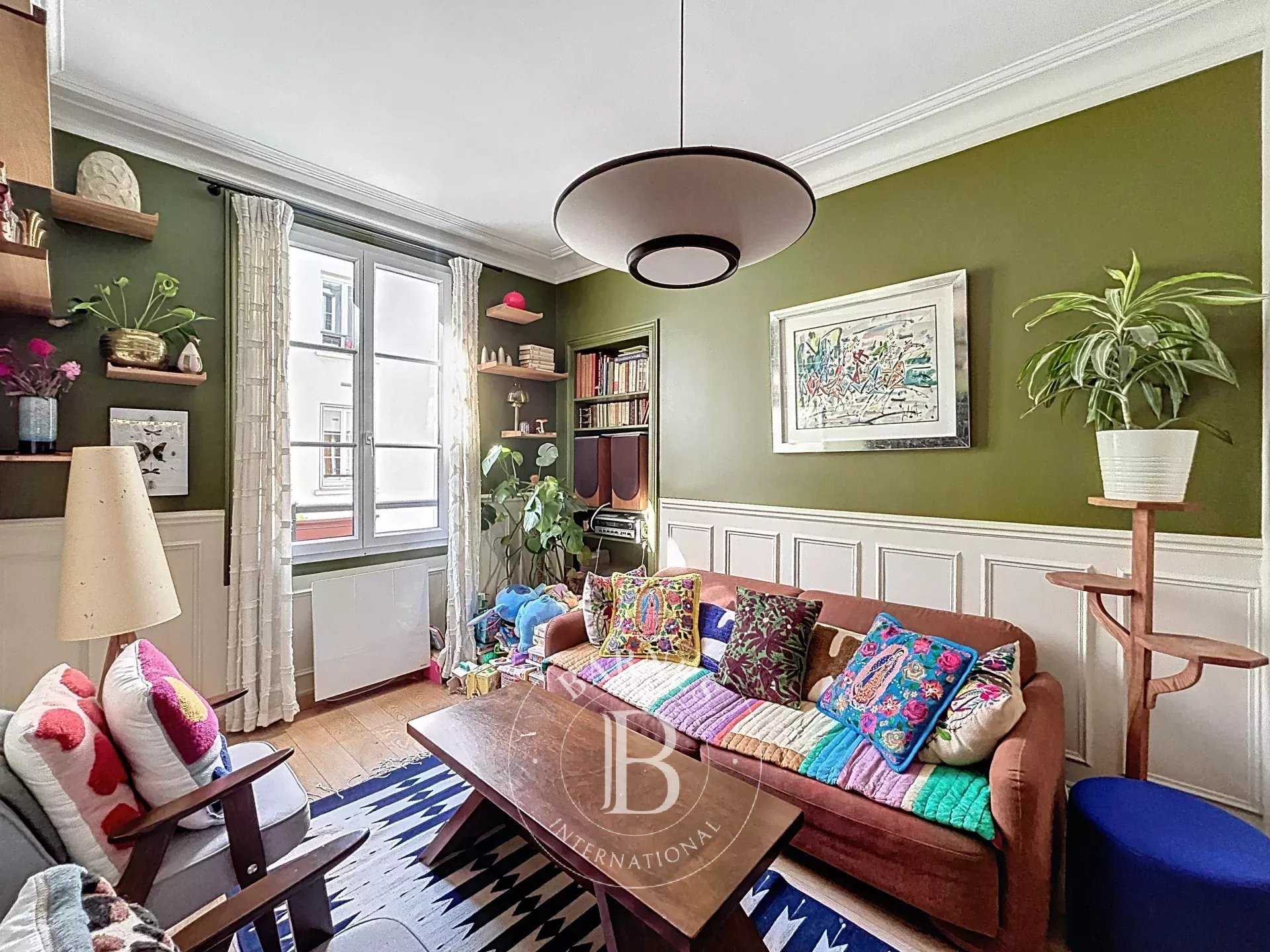 Paris  - Appartement 3 Pi&egrave;ces 2 Chambres