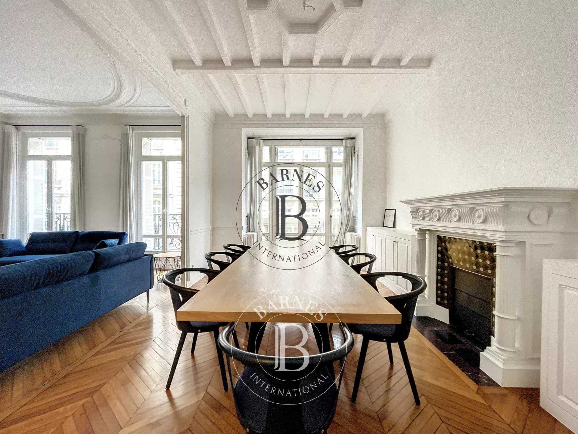 Paris  - Apartment 3 Bedrooms