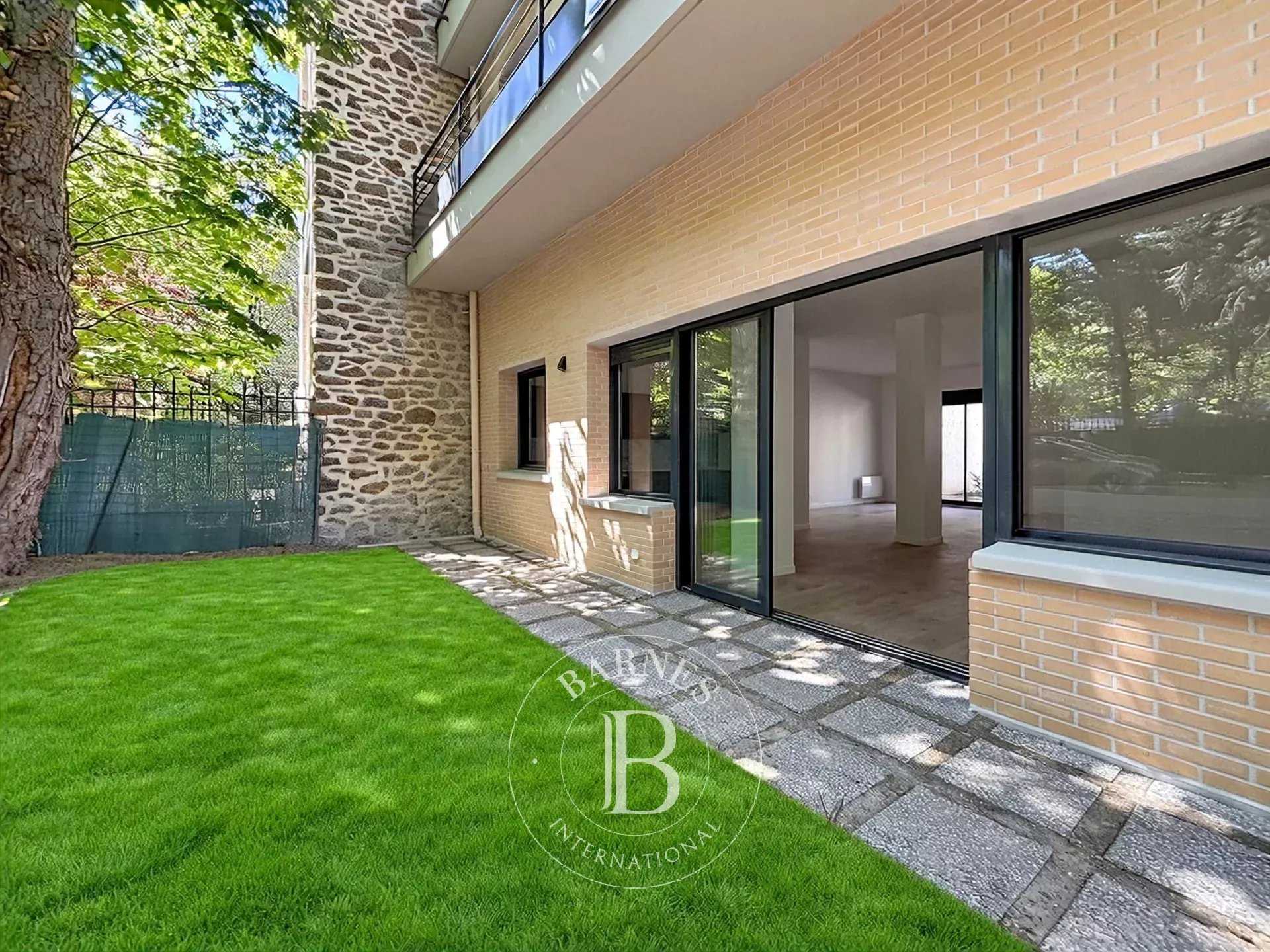 Apartment Paris 75017  -  ref 86645503 (picture 2)