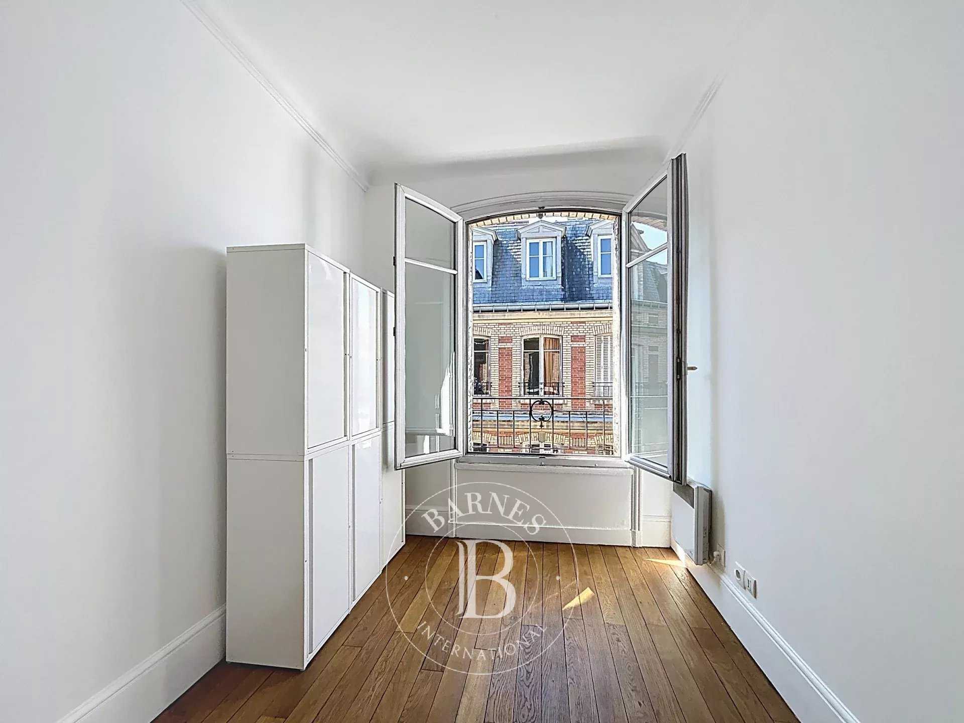 Appartement Paris 75017  -  ref 85904224 (picture 3)