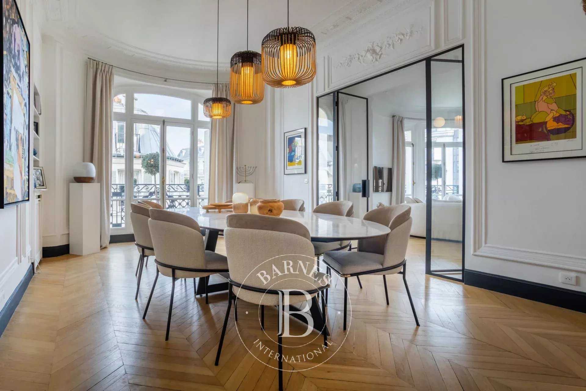 Apartment Paris 75017  -  ref 85951400 (picture 1)