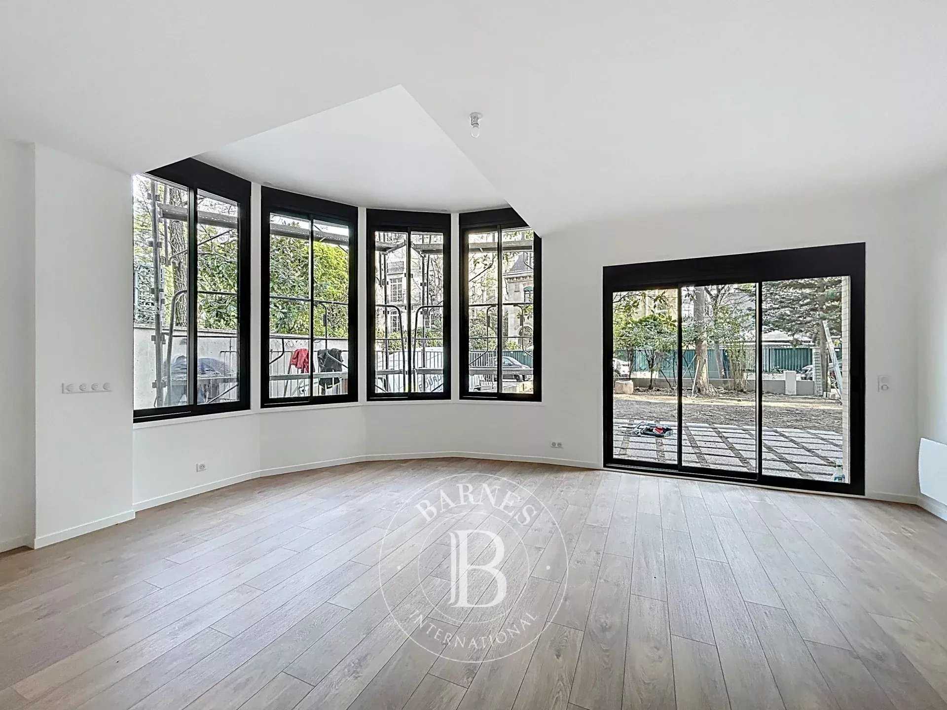 Apartment Paris 75017  -  ref 86645269 (picture 1)