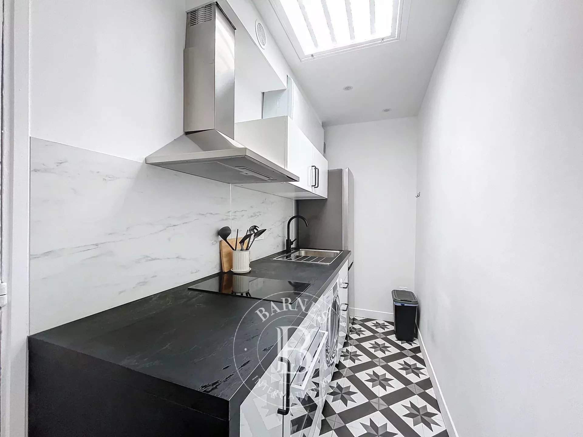 Paris  - Apartment 1 Bedroom - picture 2