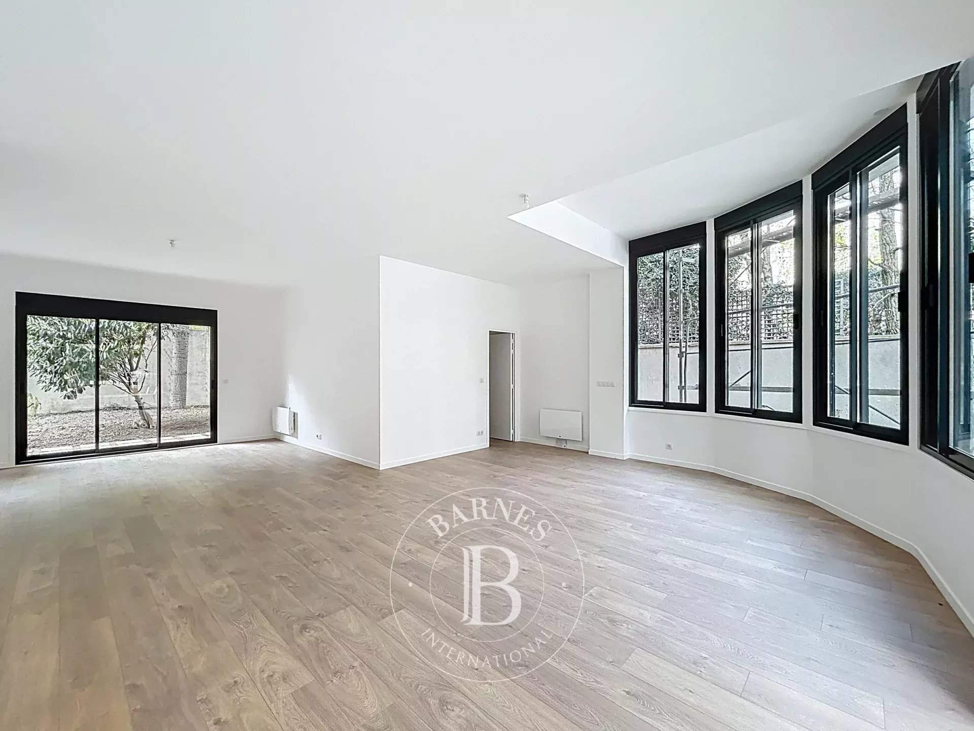 Paris  - Apartment 3 Bedrooms - picture 4