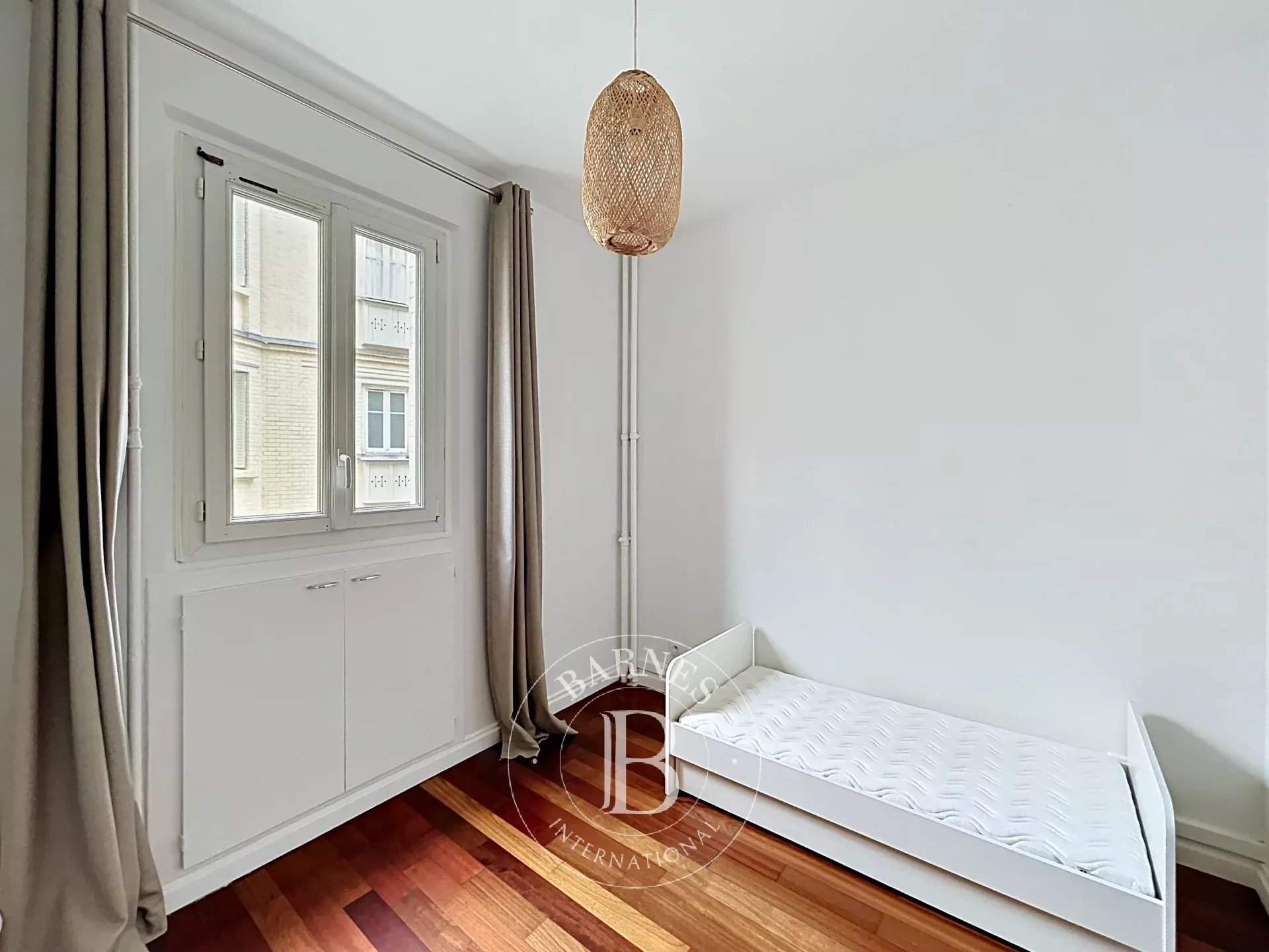 Paris  - Appartement 4 Pi&egrave;ces 2 Chambres - picture 11