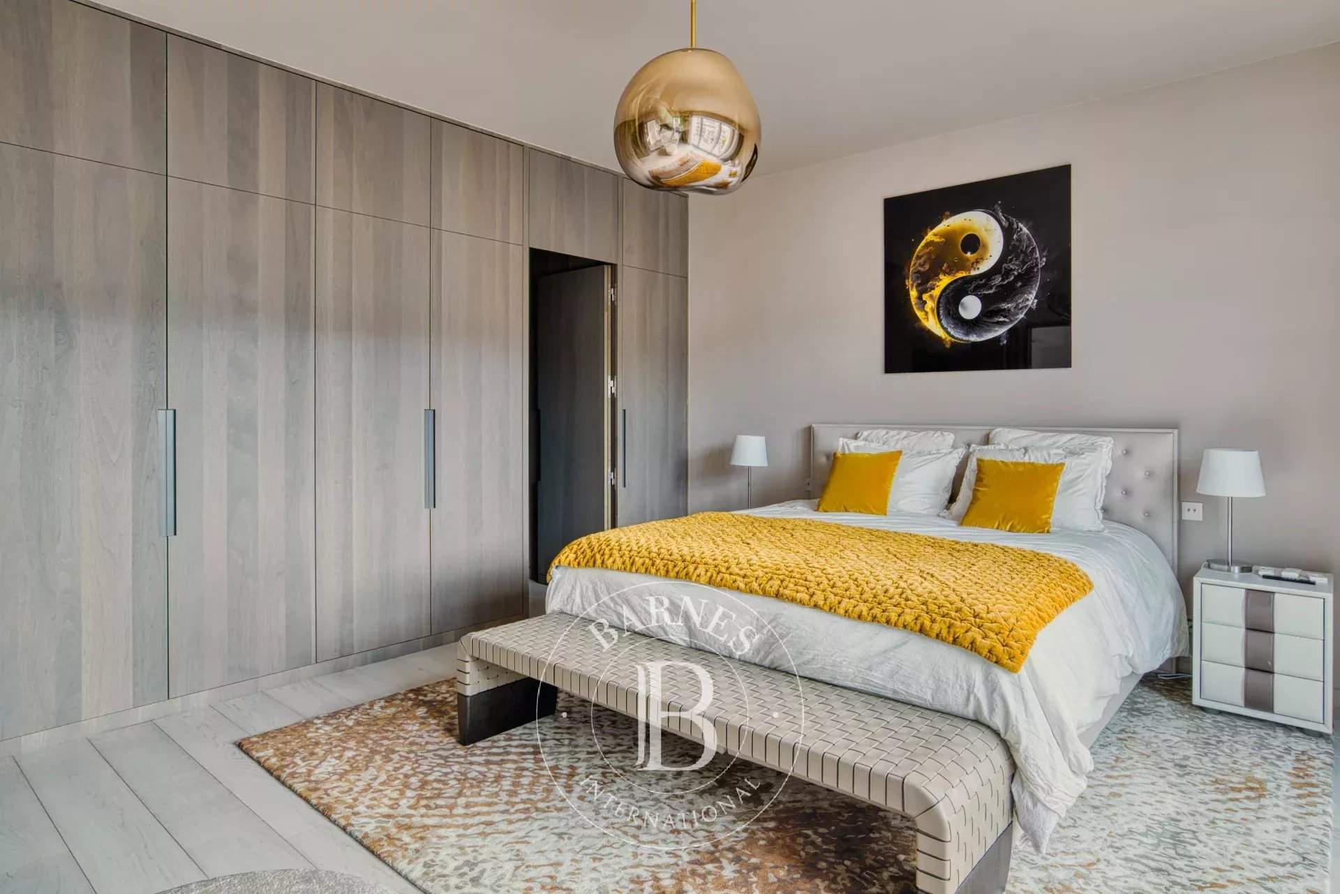 Paris  - Apartment 3 Bedrooms - picture 11