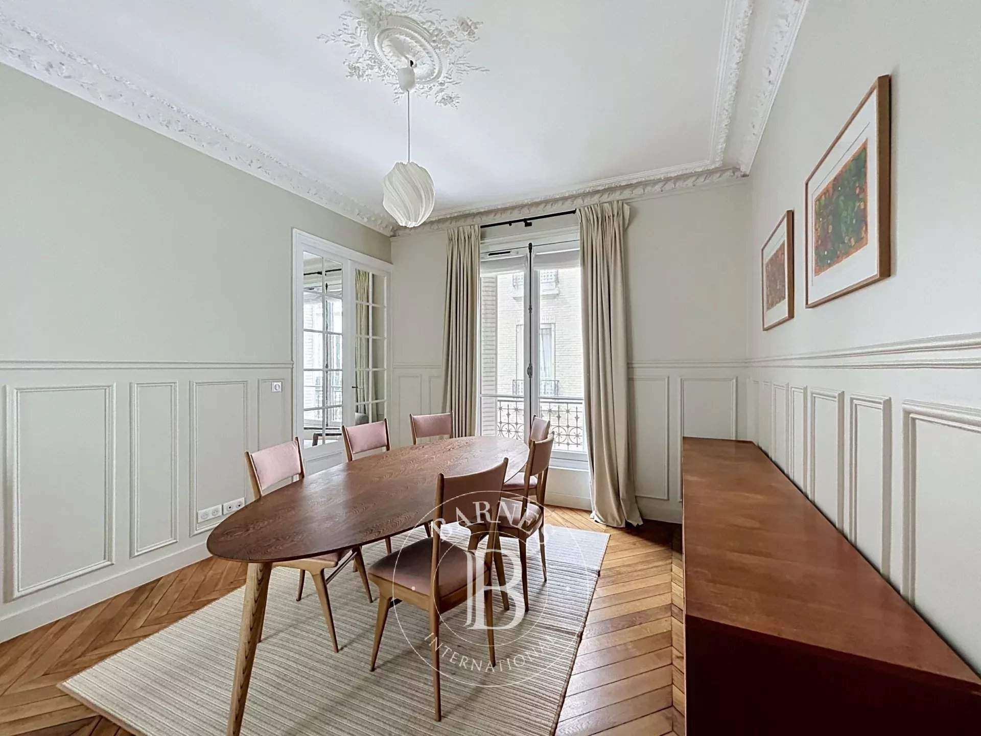 Paris  - Appartement 4 Pi&egrave;ces 2 Chambres - picture 3