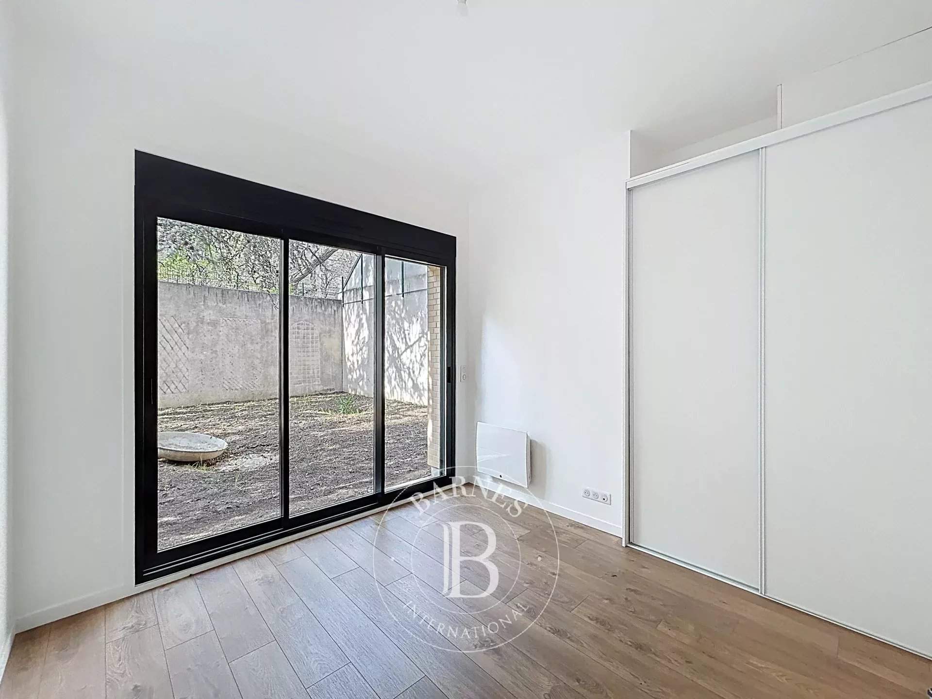 Paris  - Apartment 3 Bedrooms - picture 11