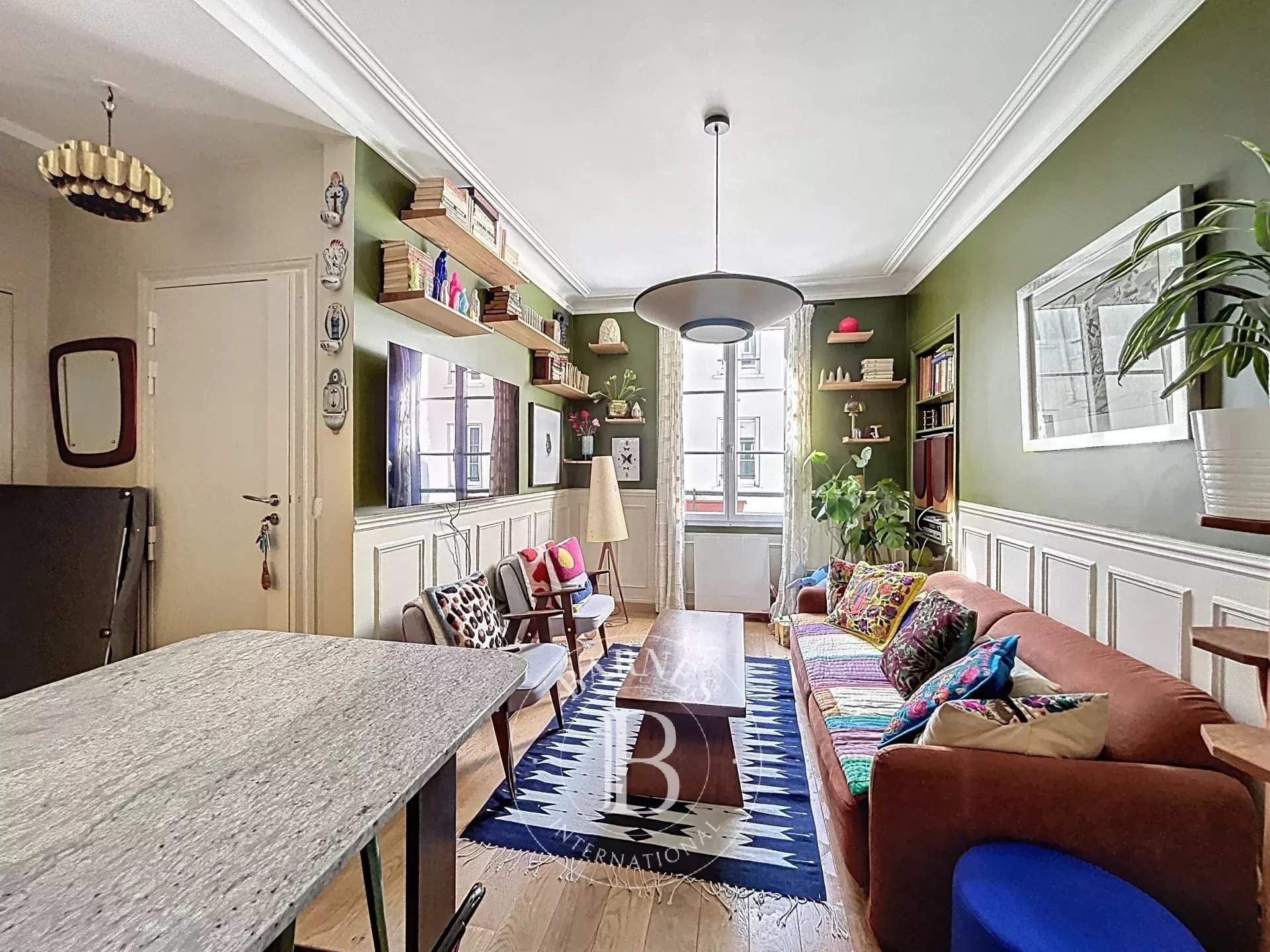 Paris  - Appartement 3 Pi&egrave;ces 2 Chambres - picture 2