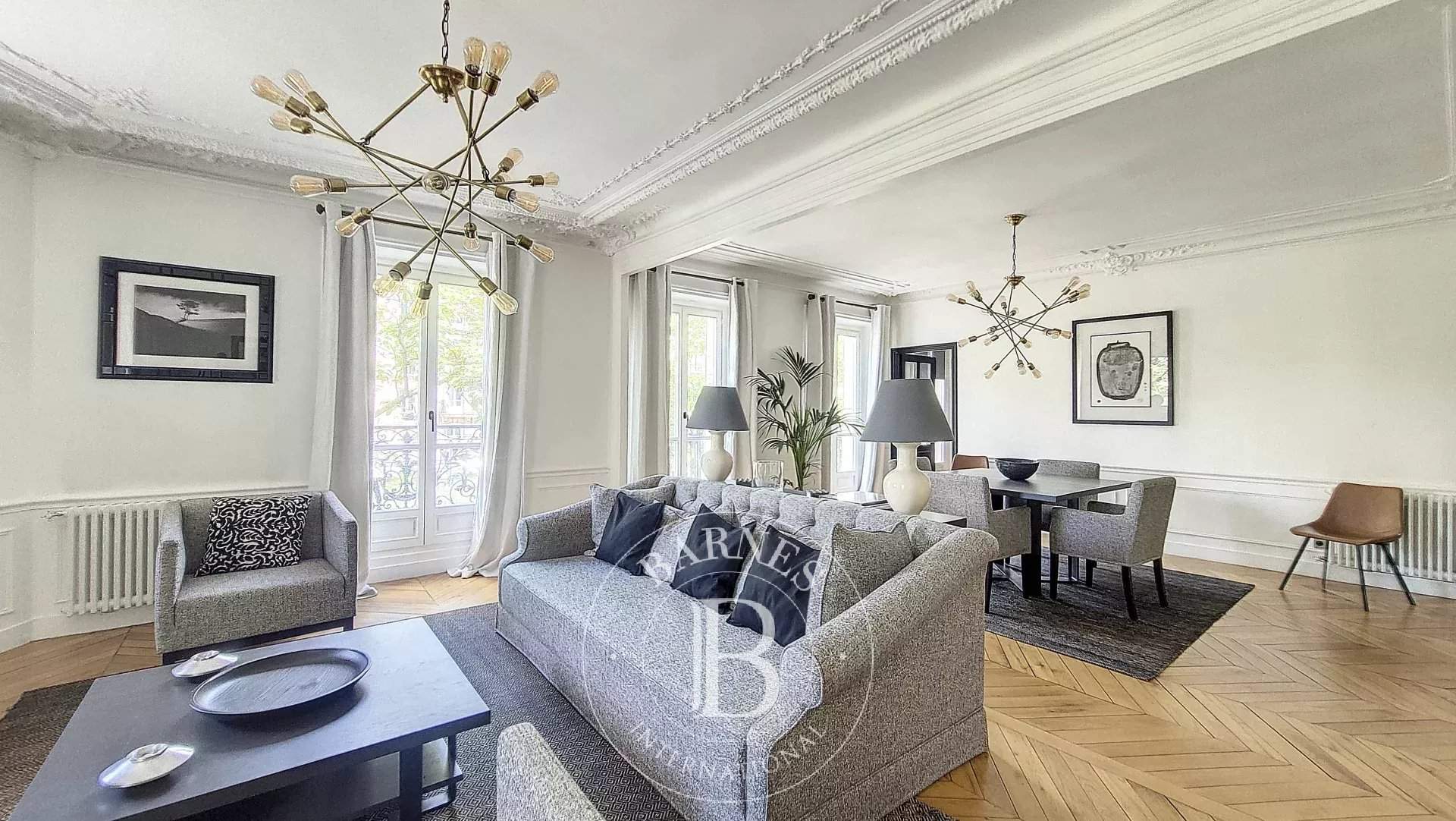 Paris  - Apartment 3 Bedrooms - picture 1
