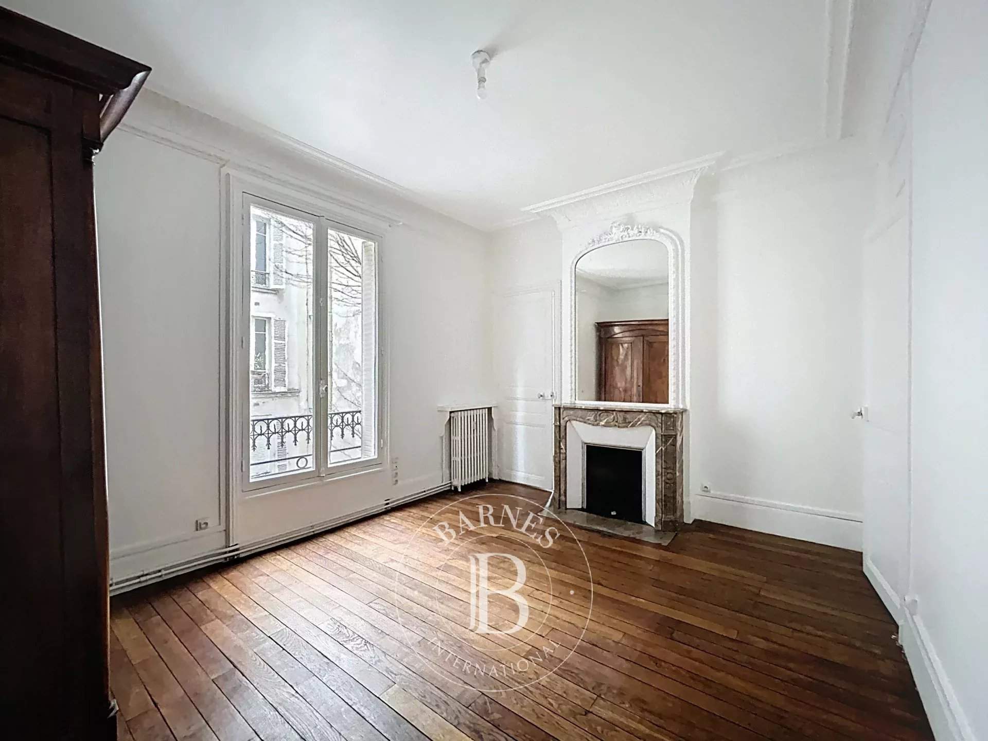 Paris  - Apartment 3 Bedrooms - picture 10