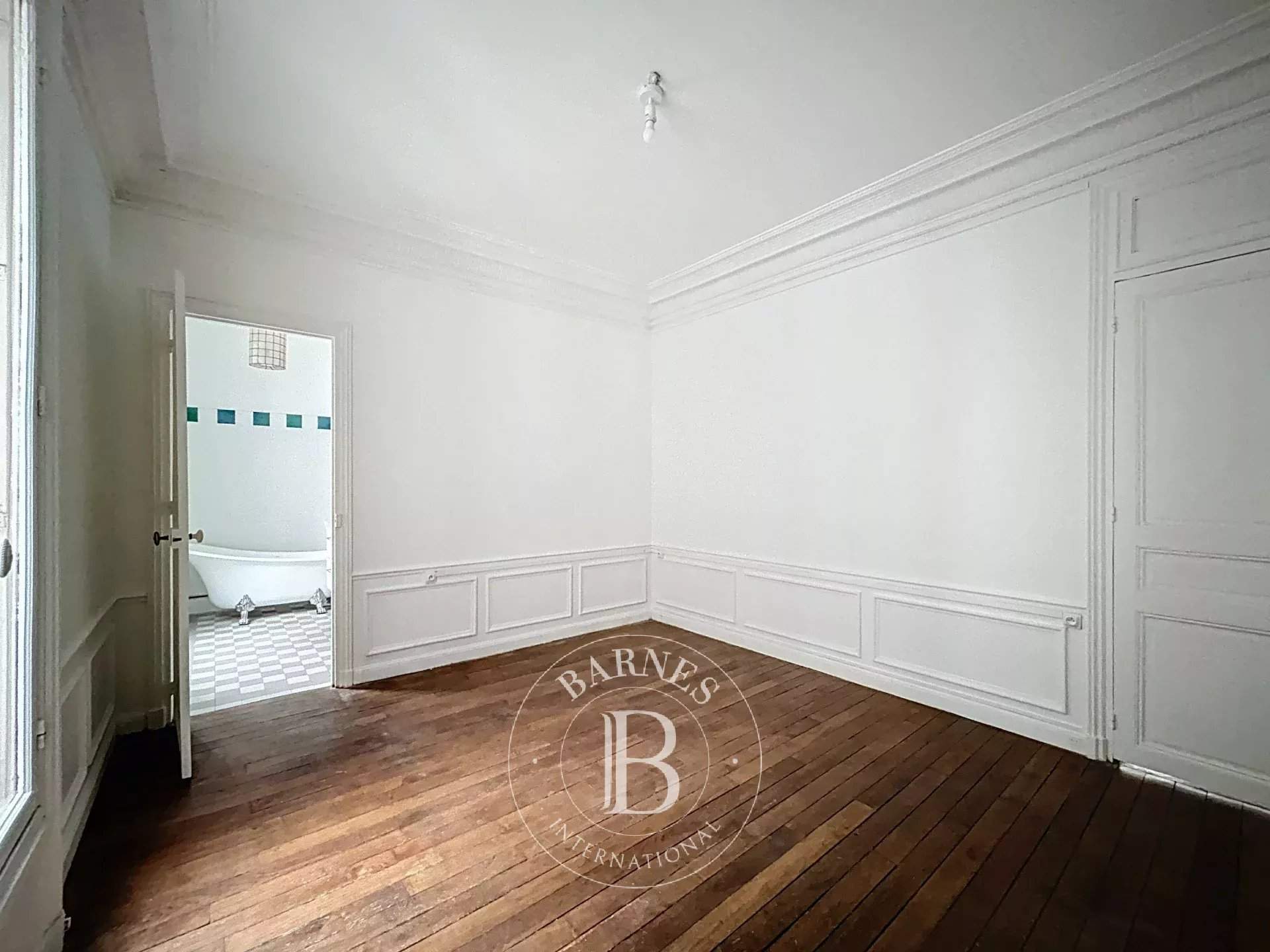 Paris  - Apartment 3 Bedrooms - picture 8