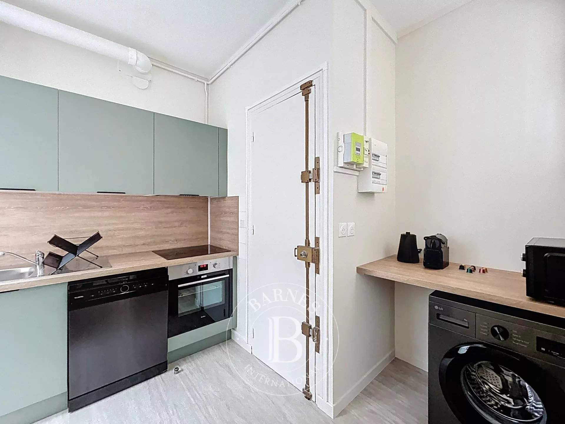 Paris  - Appartement 4 Pi&egrave;ces 2 Chambres - picture 6