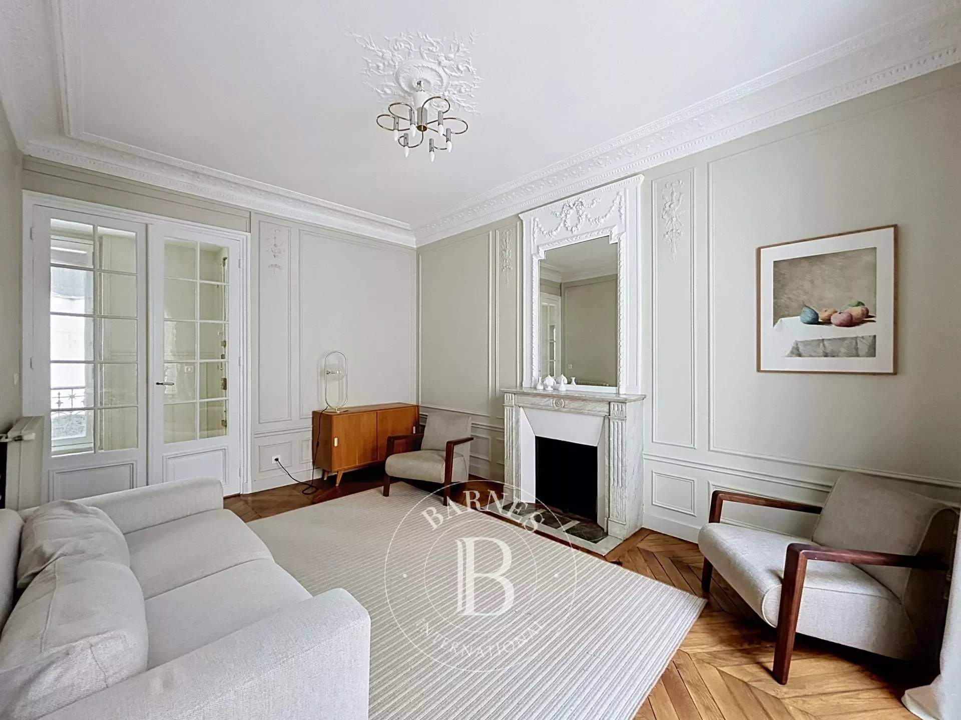 Paris  - Appartement 4 Pi&egrave;ces 2 Chambres - picture 2