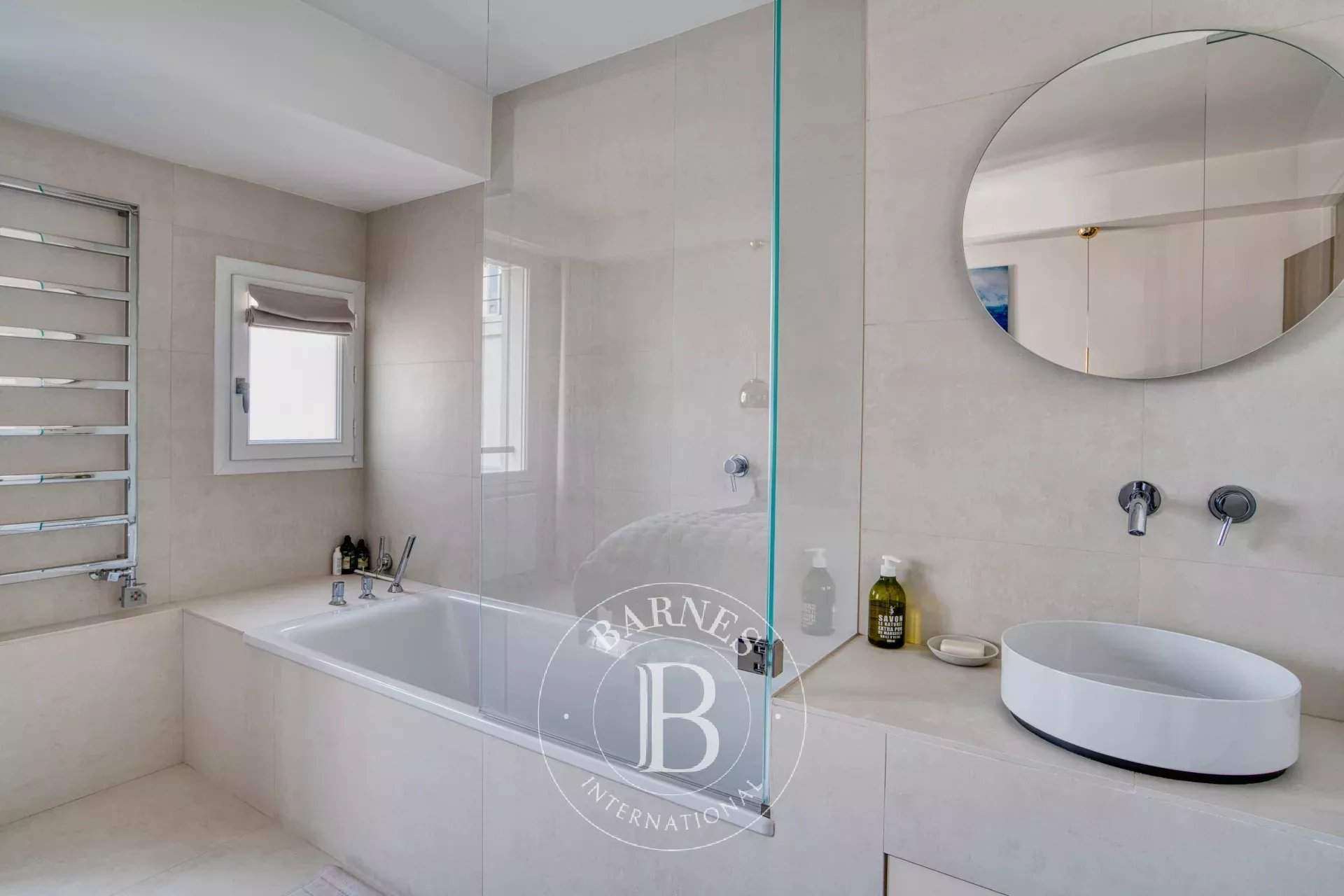 Paris  - Apartment 3 Bedrooms - picture 15