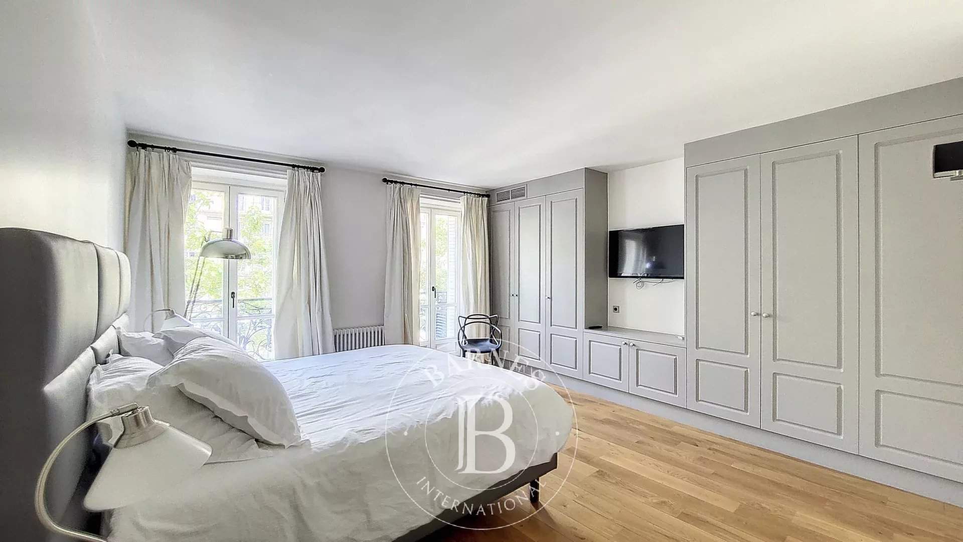 Paris  - Apartment 3 Bedrooms - picture 6