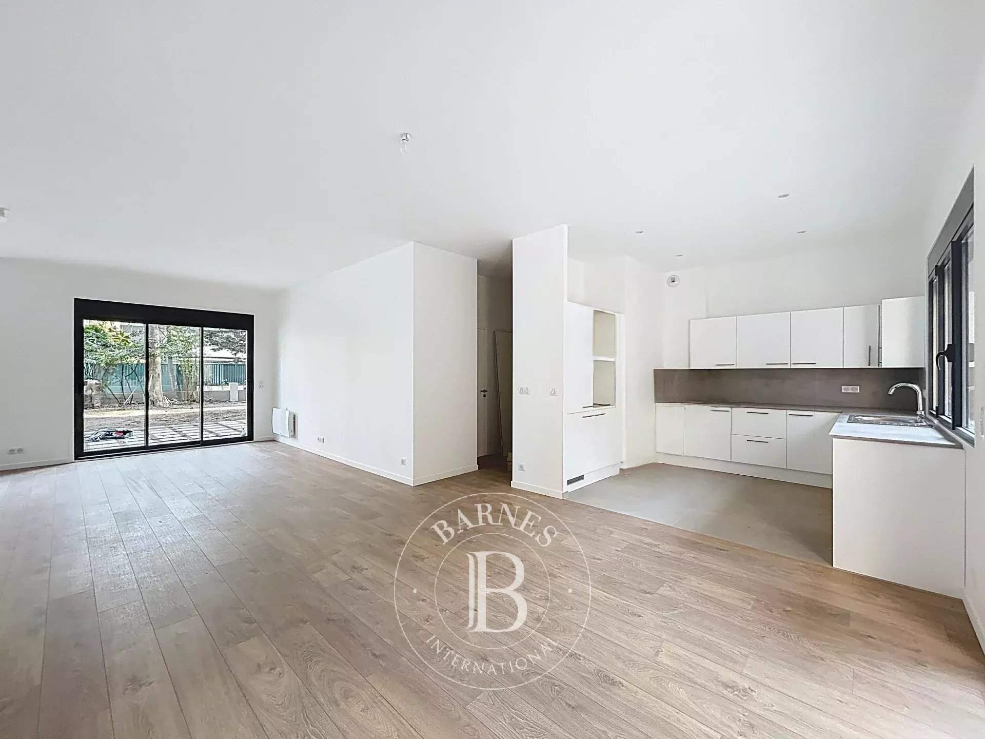 Paris  - Apartment 3 Bedrooms - picture 5