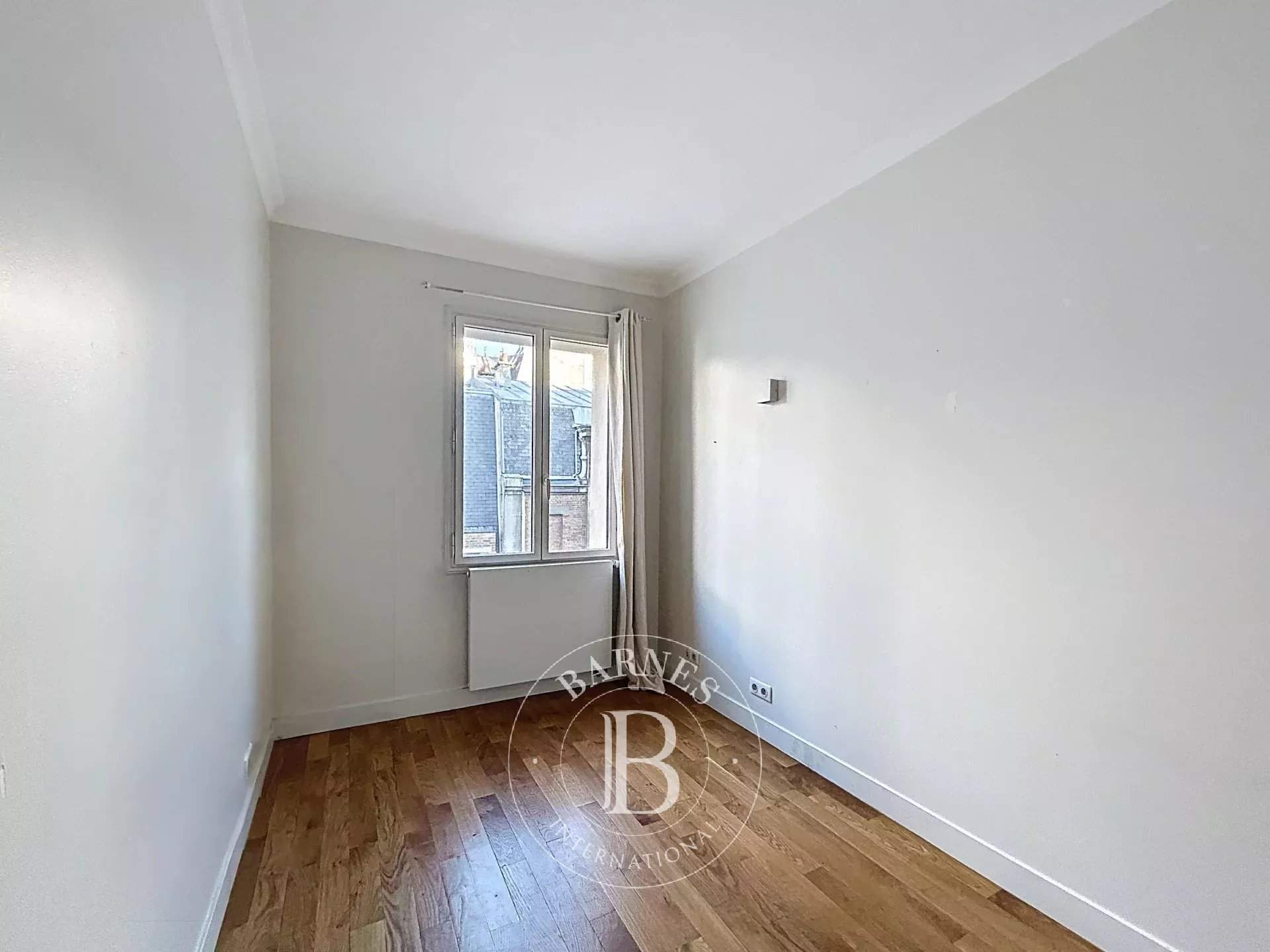 Paris  - Apartment 3 Bedrooms - picture 18