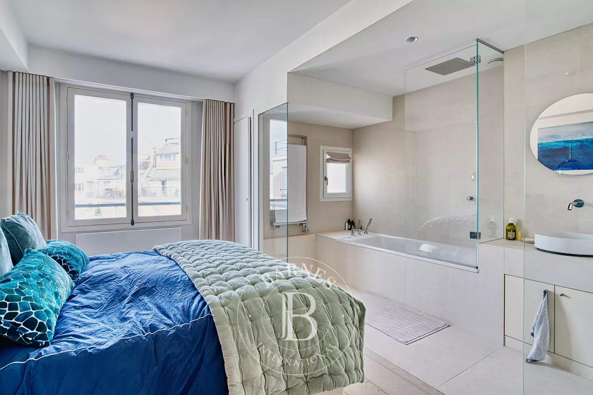 Paris  - Apartment 3 Bedrooms - picture 14
