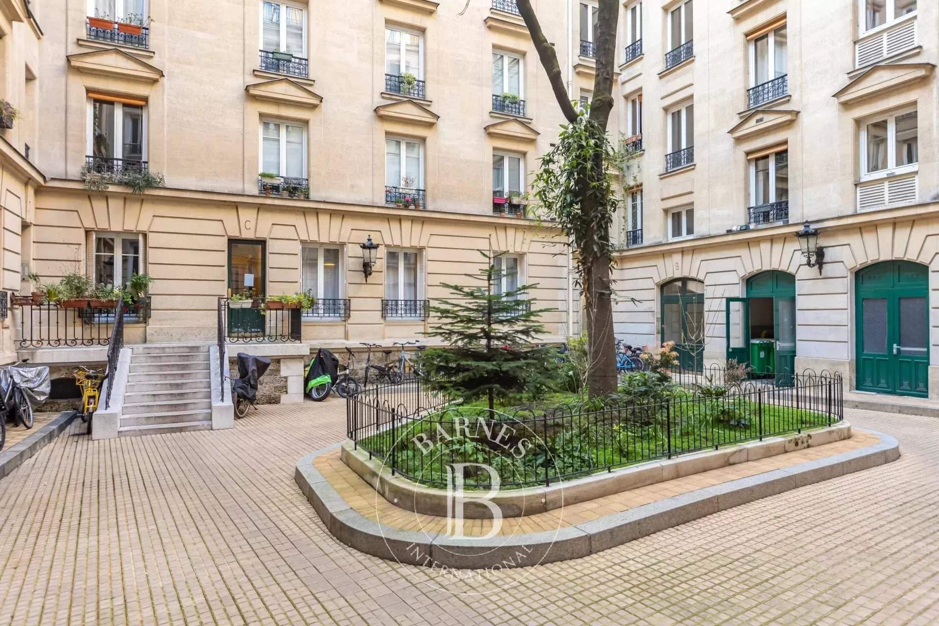 Paris  - Appartement 2 Pi&egrave;ces, 1 Chambre - picture 10