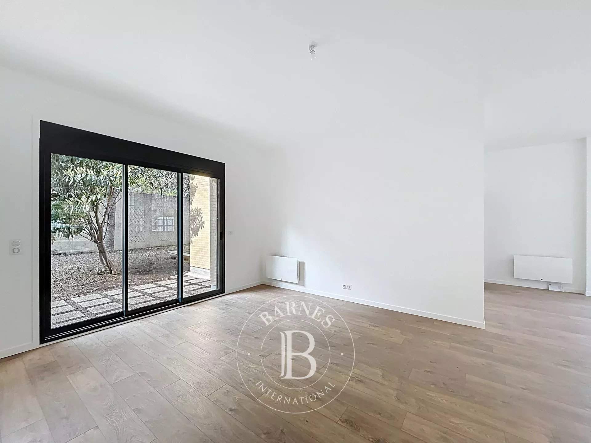 Paris  - Apartment 3 Bedrooms - picture 7