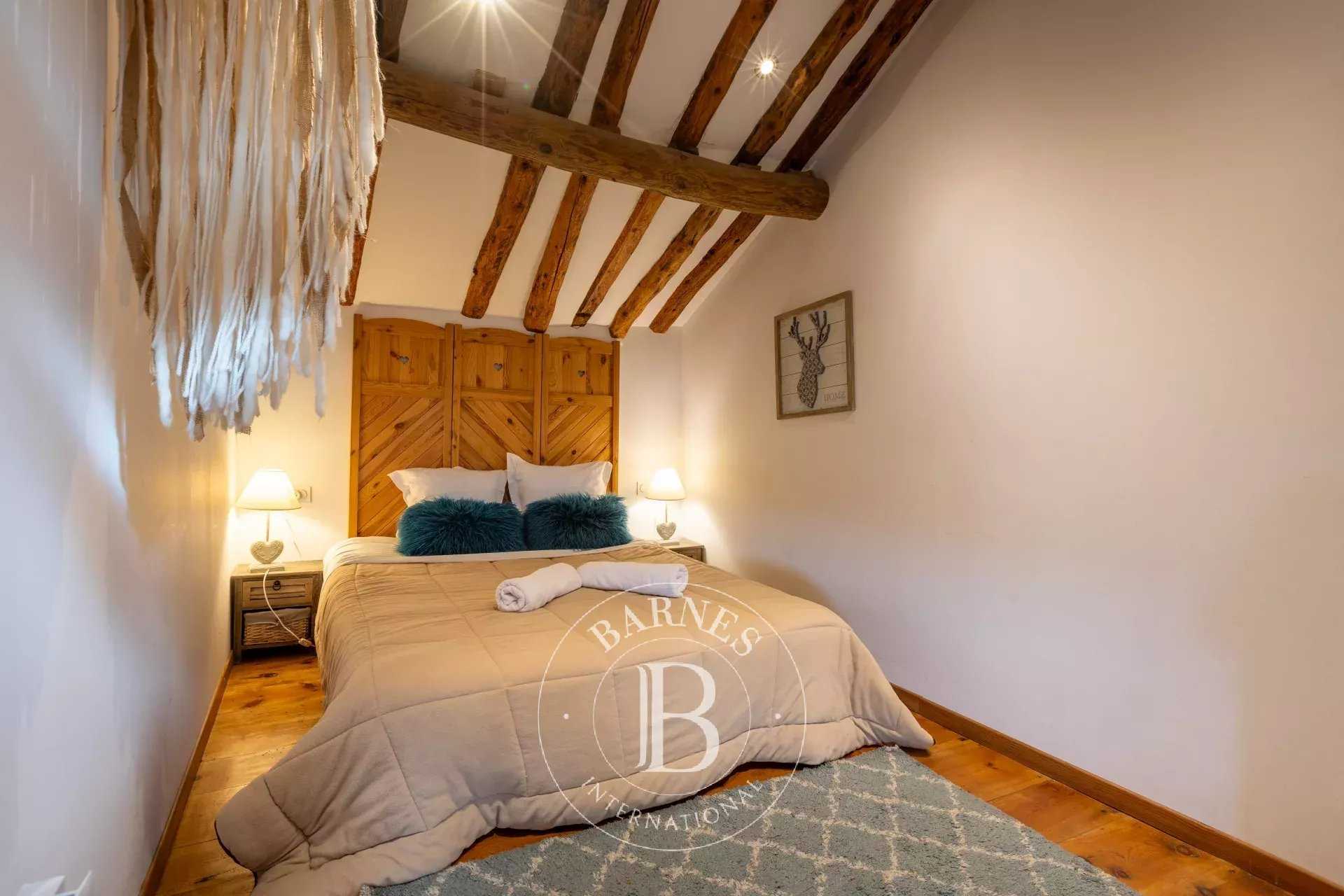 Font-Romeu-Odeillo-Via  - Maison 7 Pièces 5 Chambres