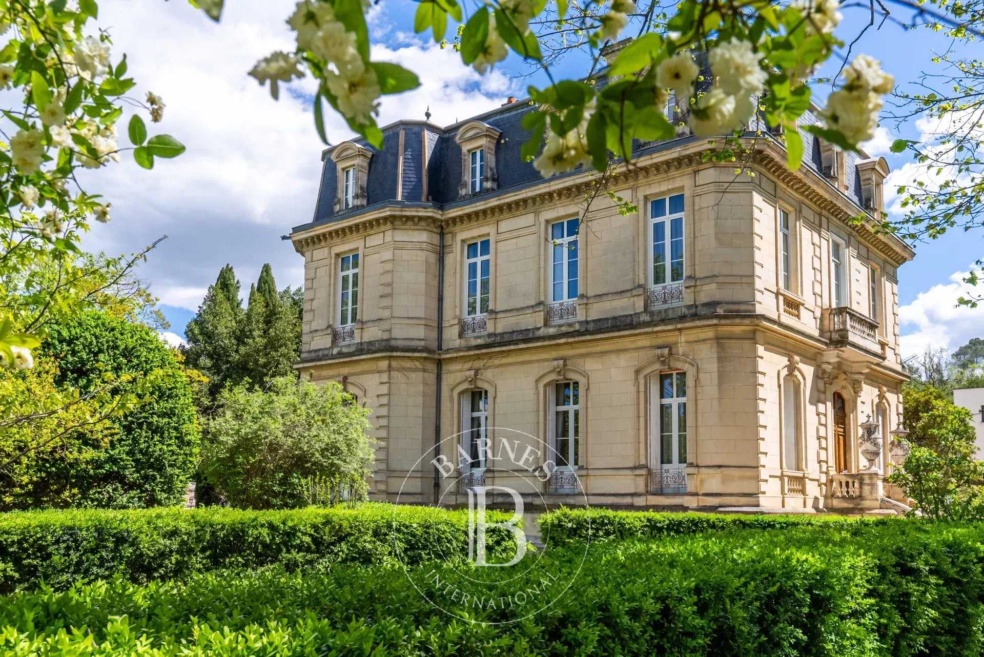Langlade  - Mansion 9 Bedrooms