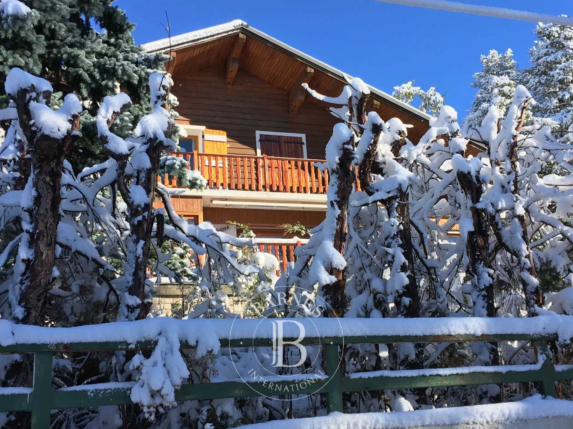 Font-Romeu-Odeillo-Via  - Chalet 12 Pièces 8 Chambres