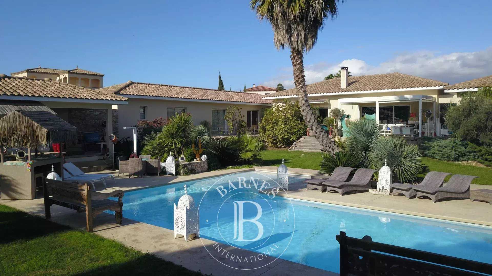 Perpignan  - House 6 Bedrooms